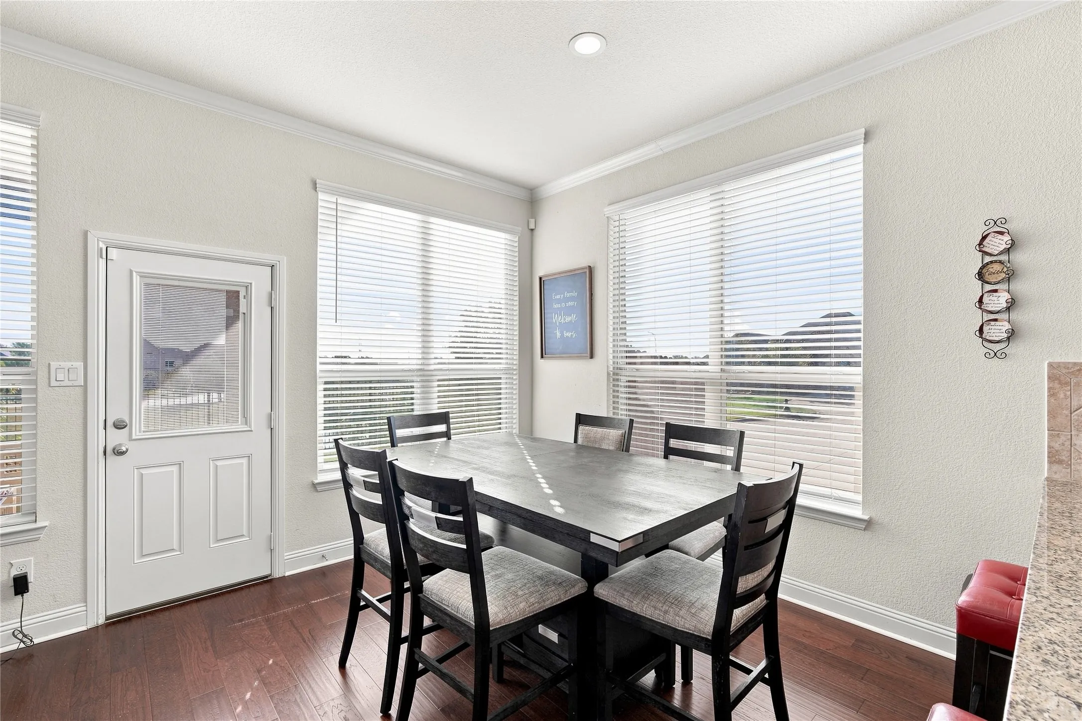 Single Family Residence For Sale in Tarrant County , 8121 Loretta Day Drive, Arlington, Texas 76002, 4 Bedroom, 4 Bathroom, 2 Garage spaces, 2,964 Sqft, built in 2019, mls#21363710, Real Estate Agent in Arlington, Homes For Sale in Tarrant county, Homes For Sale in Arlington, Realtor in Arlington Texas, Real Estate Brokerage Independent Realty Texas, Luminita Cordes Realtor