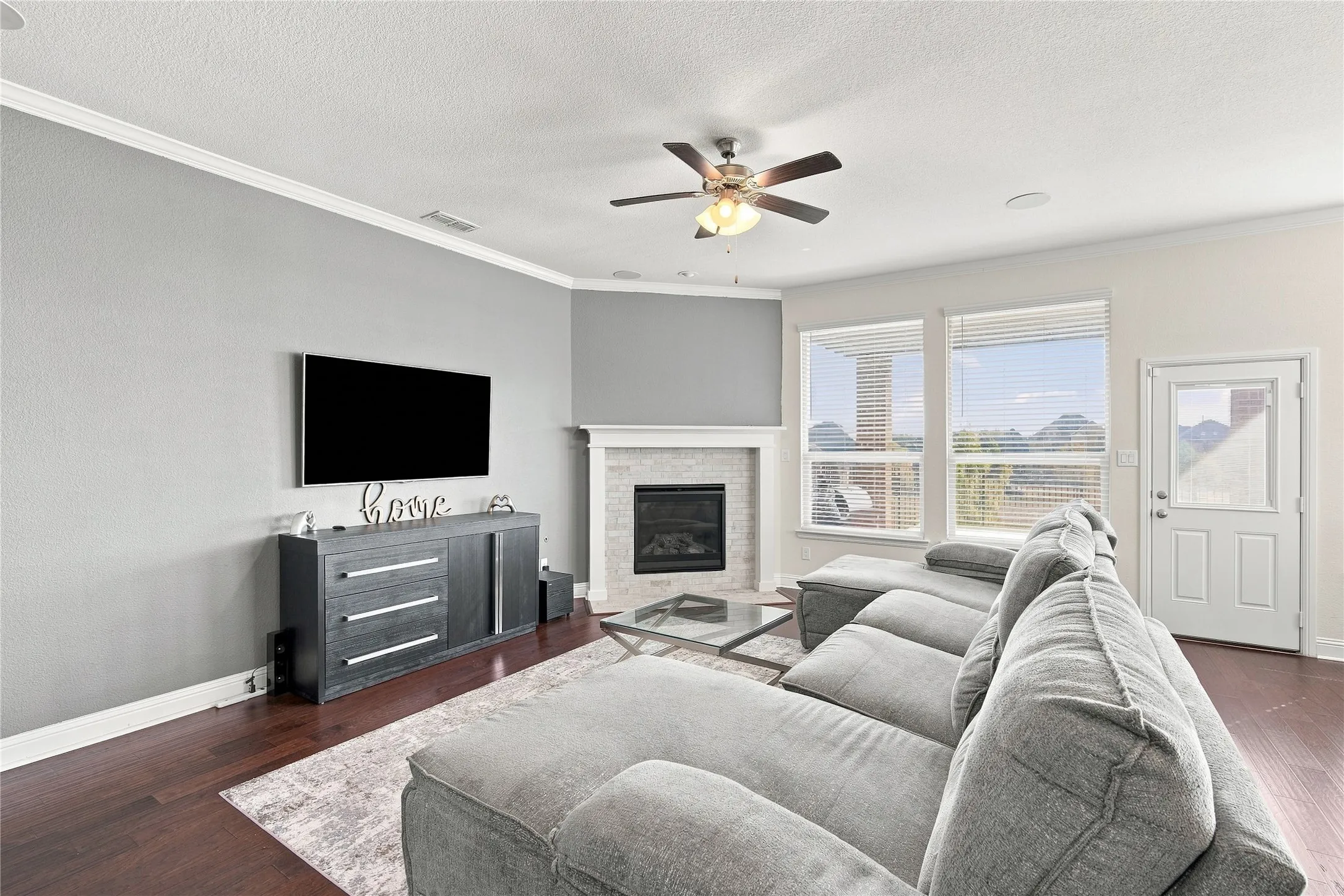 Single Family Residence For Sale in Tarrant County , 8121 Loretta Day Drive, Arlington, Texas 76002, 4 Bedroom, 4 Bathroom, 2 Garage spaces, 2,964 Sqft, built in 2019, mls#21363710, Real Estate Agent in Arlington, Homes For Sale in Tarrant county, Homes For Sale in Arlington, Realtor in Arlington Texas, Real Estate Brokerage Independent Realty Texas, Luminita Cordes Realtor