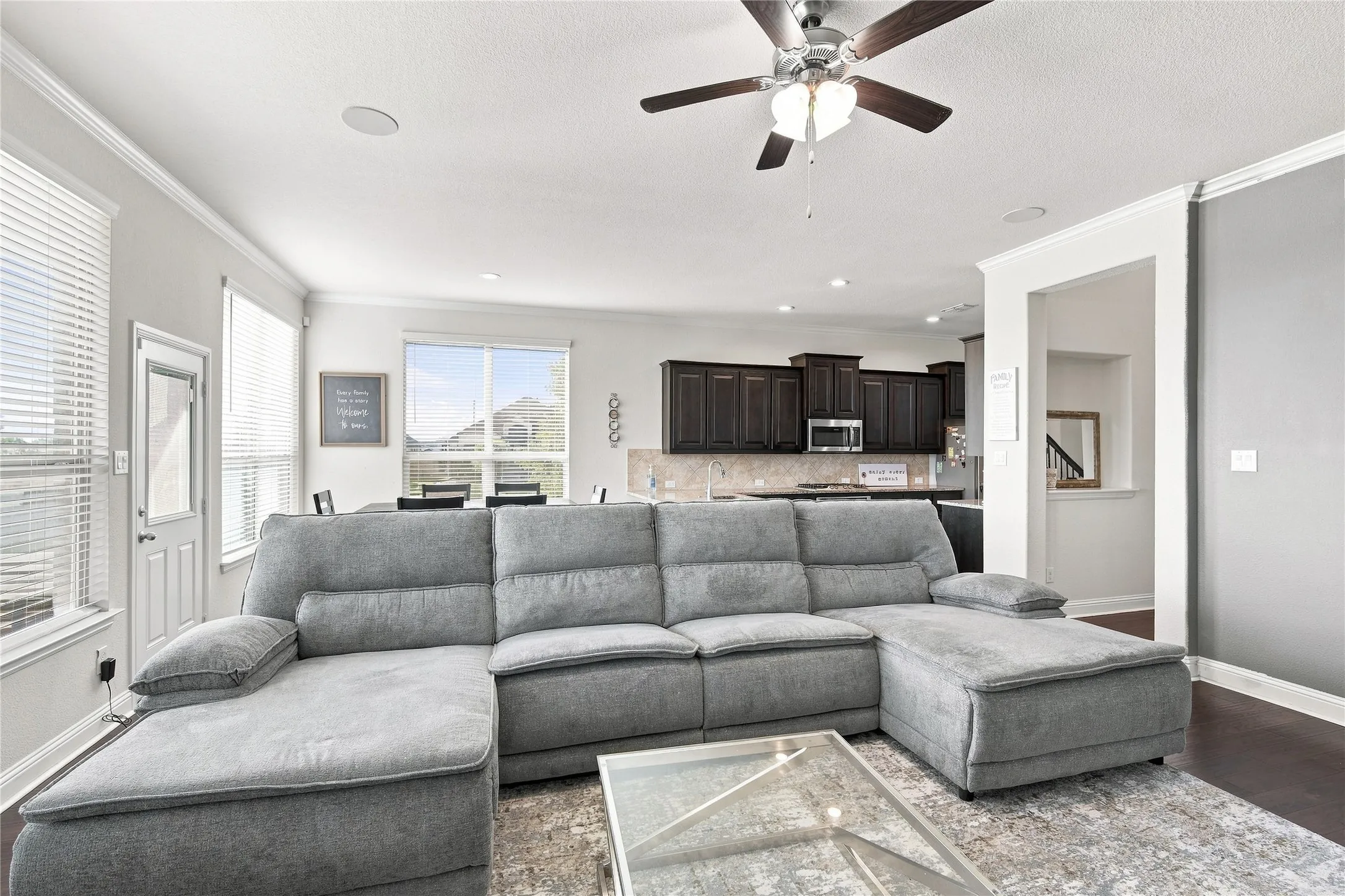 Single Family Residence For Sale in Tarrant County , 8121 Loretta Day Drive, Arlington, Texas 76002, 4 Bedroom, 4 Bathroom, 2 Garage spaces, 2,964 Sqft, built in 2019, mls#21363710, Real Estate Agent in Arlington, Homes For Sale in Tarrant county, Homes For Sale in Arlington, Realtor in Arlington Texas, Real Estate Brokerage Independent Realty Texas, Luminita Cordes Realtor