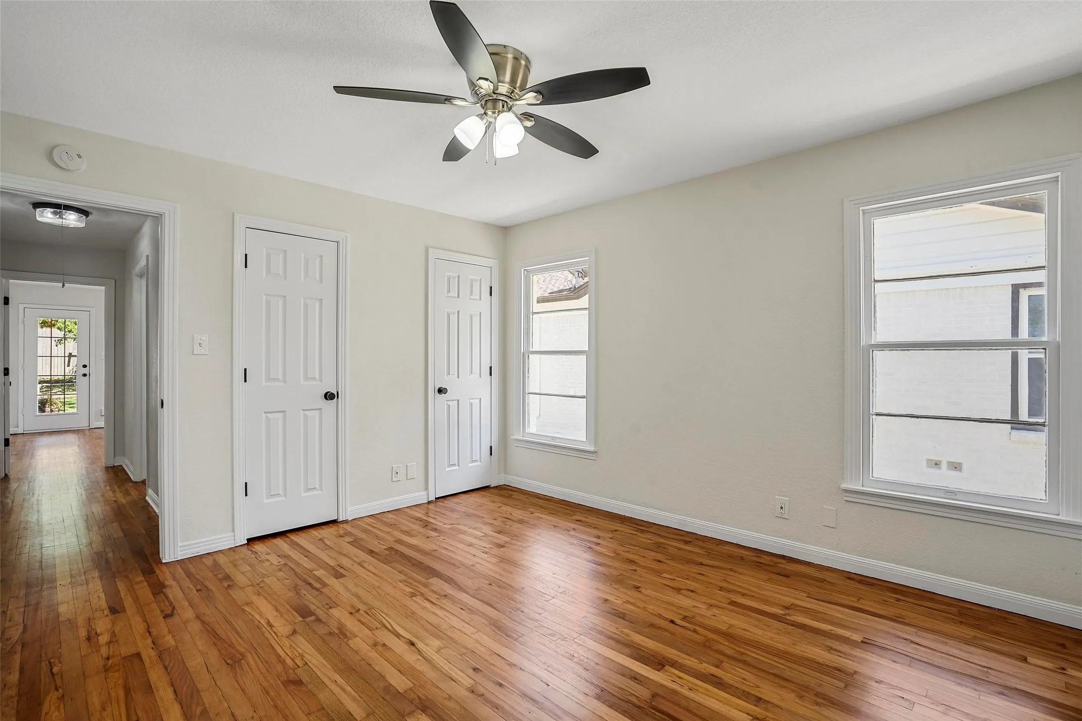Single Family Residence For Rent in Tarrant County , 2541 Walsh Court, Fort Worth, Texas 76109, 3 Bedroom, 3 Bathroom, Garage spaces, 1,934 Sqft, built in 1948, Price $3,850, mls#21365945, Real Estate Agent in Fort Worth, Homes For Rent in Tarrant county, Homes For Rent in Fort Worth, Realtor in Fort Worth Texas, Real Estate Brokerage Independent Realty Texas, Luminita Cordes Realtor
