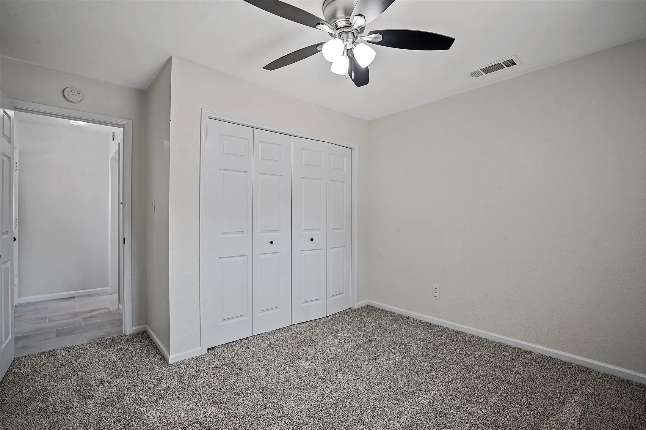 Single Family Residence For Rent in Tarrant County , 2541 Walsh Court, Fort Worth, Texas 76109, 3 Bedroom, 3 Bathroom, Garage spaces, 1,934 Sqft, built in 1948, Price $3,850, mls#21365945, Real Estate Agent in Fort Worth, Homes For Rent in Tarrant county, Homes For Rent in Fort Worth, Realtor in Fort Worth Texas, Real Estate Brokerage Independent Realty Texas, Luminita Cordes Realtor