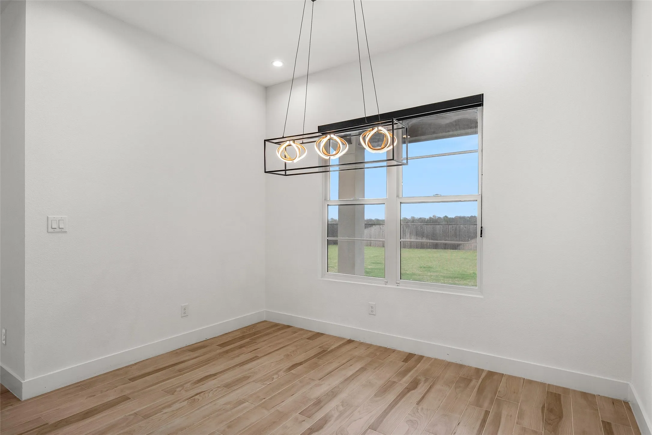 Single Family Residence For Sale in Mc Lennan County , 13001 Big Bend Boulevard, Woodway, Texas 76712, 4 Bedroom, 3 Bathroom, 3 Garage spaces, 2,522 Sqft, built in 2024, mls#21365931, Real Estate Agent in Woodway, Homes For Sale in Mc Lennan county, Homes For Sale in Woodway, Realtor in Woodway Texas, Real Estate Brokerage Independent Realty Texas, Luminita Cordes Realtor