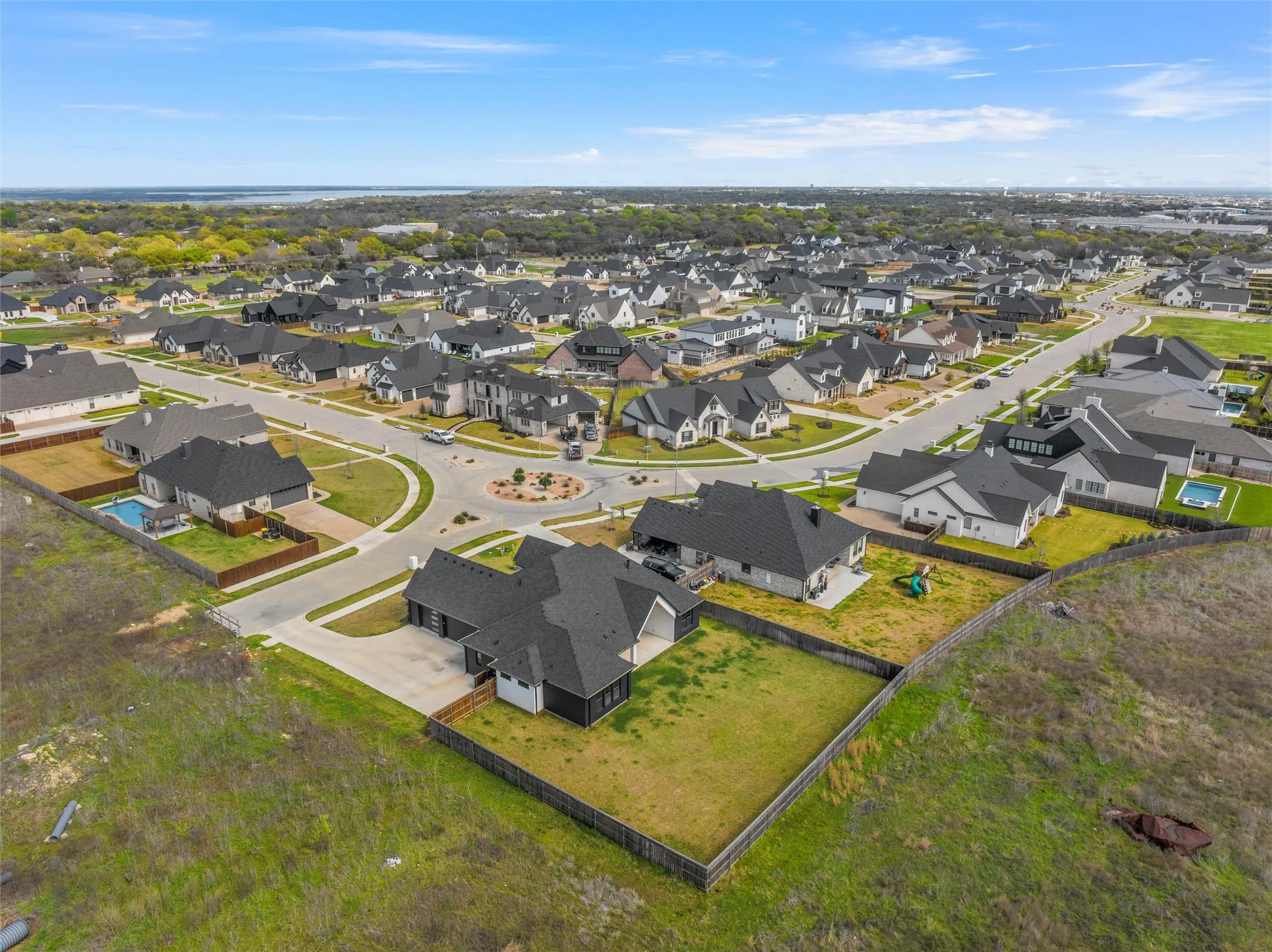 Single Family Residence For Sale in Mc Lennan County , 13001 Big Bend Boulevard, Woodway, Texas 76712, 4 Bedroom, 3 Bathroom, 3 Garage spaces, 2,522 Sqft, built in 2024, mls#21365931, Real Estate Agent in Woodway, Homes For Sale in Mc Lennan county, Homes For Sale in Woodway, Realtor in Woodway Texas, Real Estate Brokerage Independent Realty Texas, Luminita Cordes Realtor