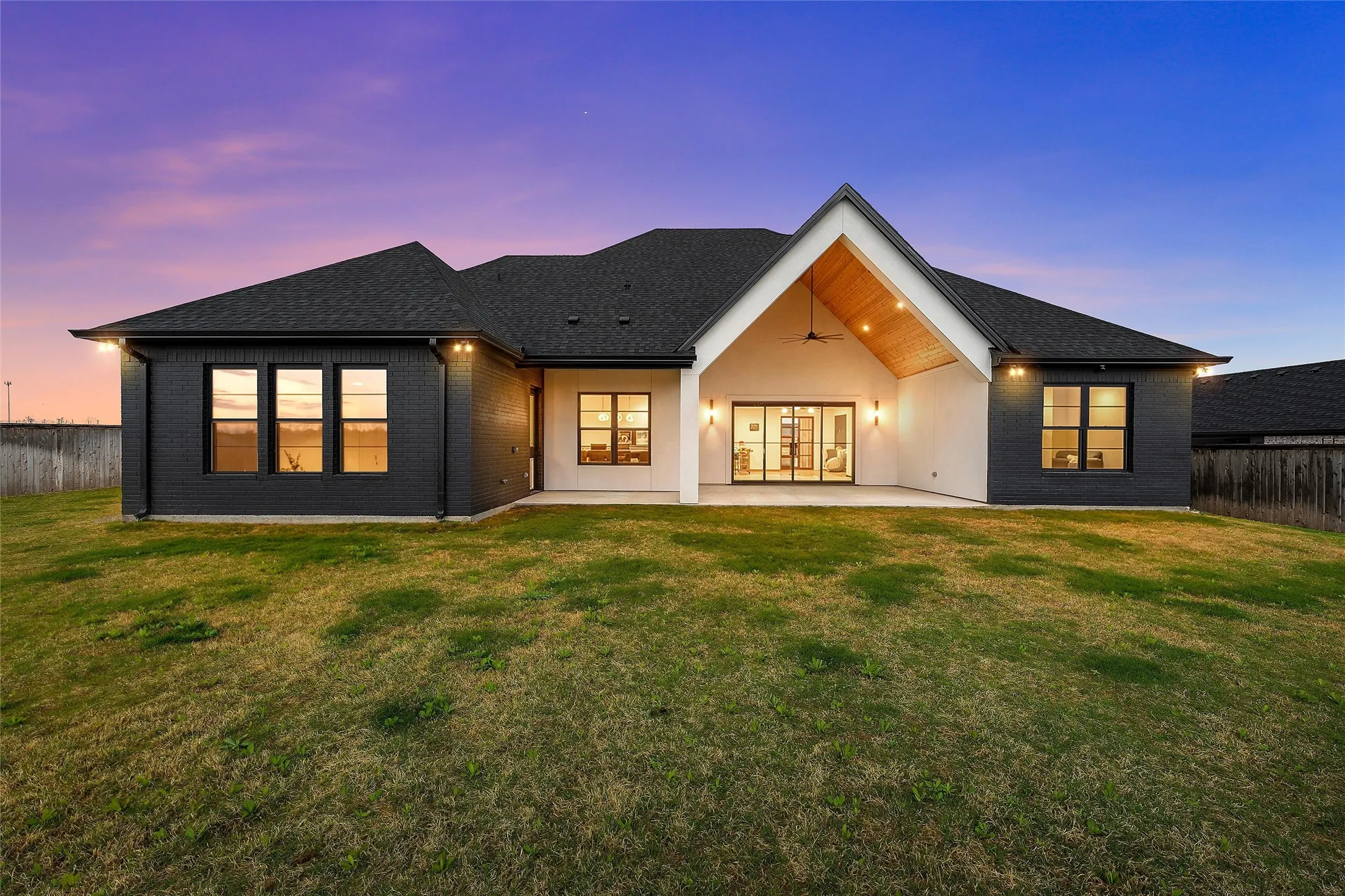 Single Family Residence For Sale in Mc Lennan County , 13001 Big Bend Boulevard, Woodway, Texas 76712, 4 Bedroom, 3 Bathroom, 3 Garage spaces, 2,522 Sqft, built in 2024, mls#21365931, Real Estate Agent in Woodway, Homes For Sale in Mc Lennan county, Homes For Sale in Woodway, Realtor in Woodway Texas, Real Estate Brokerage Independent Realty Texas, Luminita Cordes Realtor