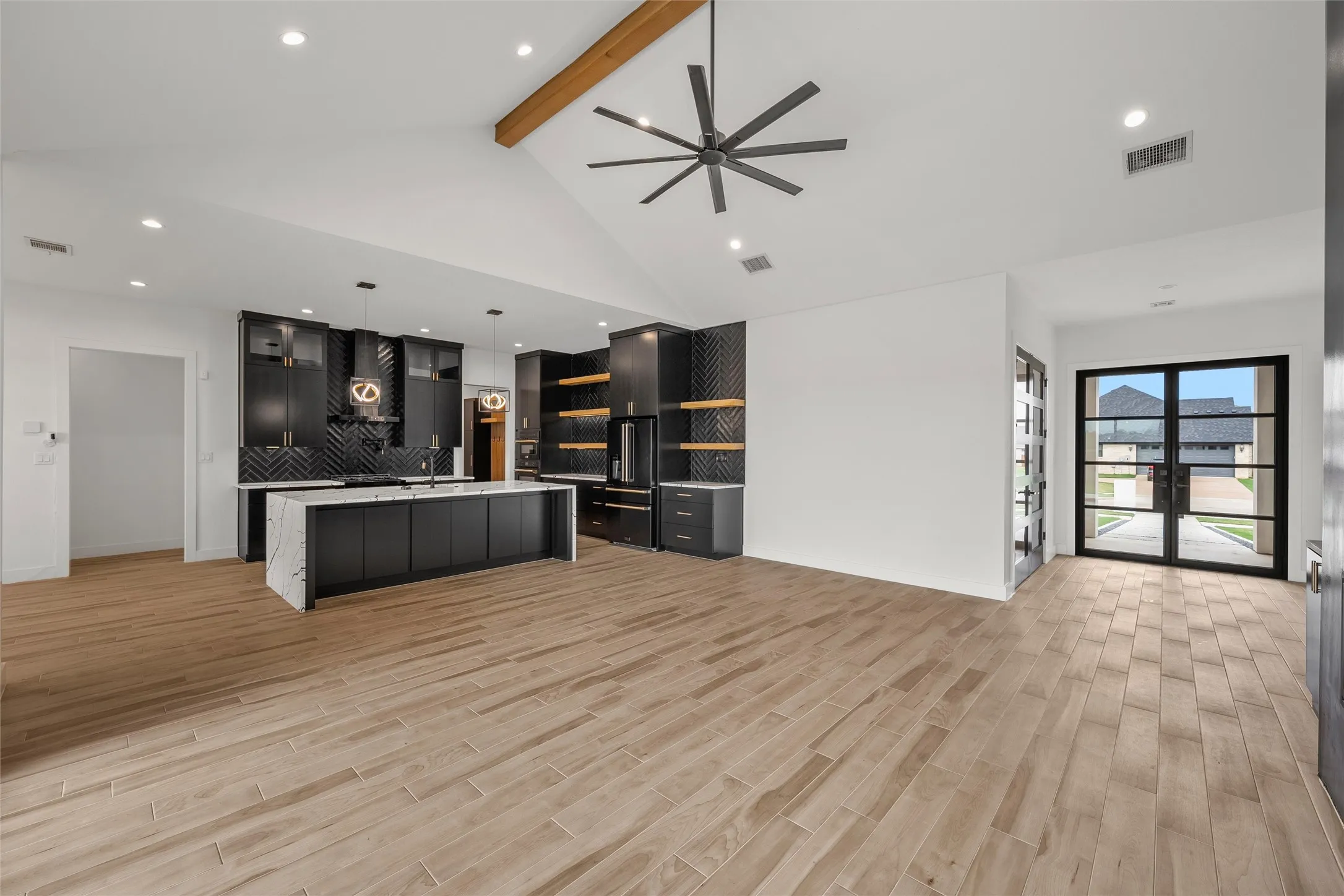 Single Family Residence For Sale in Mc Lennan County , 13001 Big Bend Boulevard, Woodway, Texas 76712, 4 Bedroom, 3 Bathroom, 3 Garage spaces, 2,522 Sqft, built in 2024, mls#21365931, Real Estate Agent in Woodway, Homes For Sale in Mc Lennan county, Homes For Sale in Woodway, Realtor in Woodway Texas, Real Estate Brokerage Independent Realty Texas, Luminita Cordes Realtor