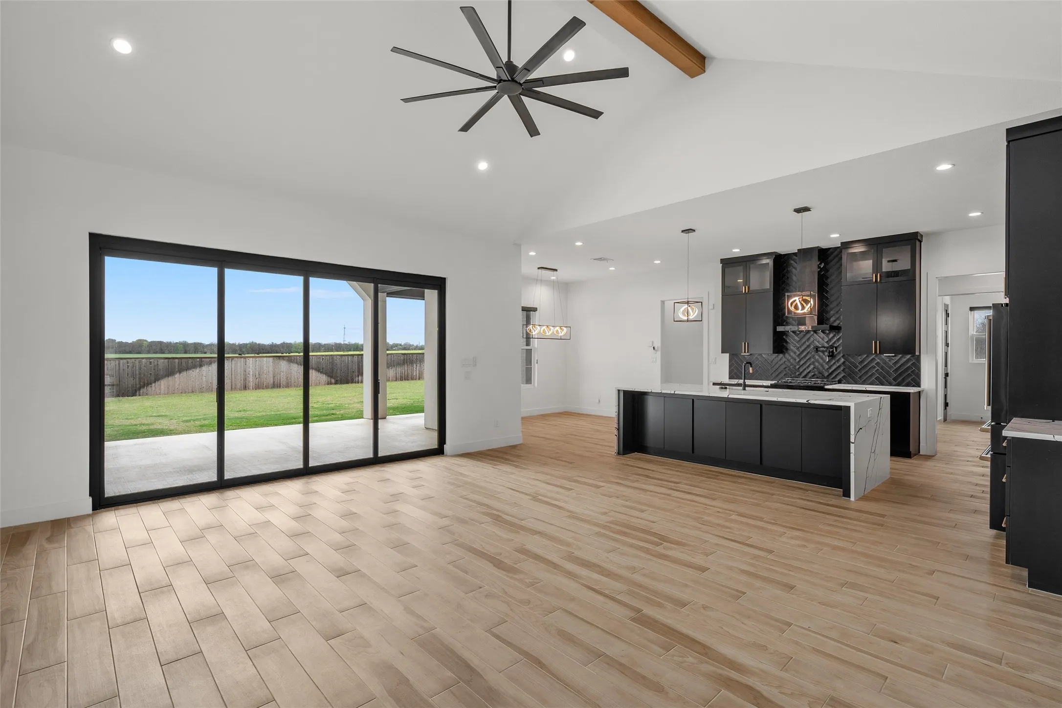 Single Family Residence For Sale in Mc Lennan County , 13001 Big Bend Boulevard, Woodway, Texas 76712, 4 Bedroom, 3 Bathroom, 3 Garage spaces, 2,522 Sqft, built in 2024, mls#21365931, Real Estate Agent in Woodway, Homes For Sale in Mc Lennan county, Homes For Sale in Woodway, Realtor in Woodway Texas, Real Estate Brokerage Independent Realty Texas, Luminita Cordes Realtor