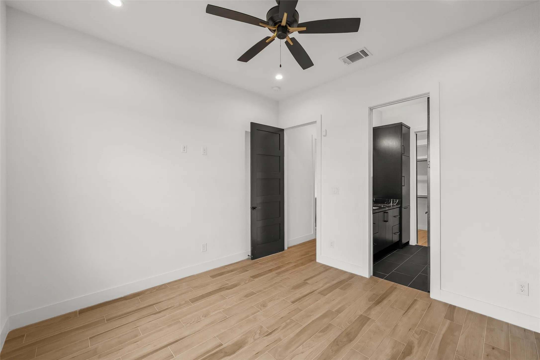 Single Family Residence For Sale in Mc Lennan County , 13001 Big Bend Boulevard, Woodway, Texas 76712, 4 Bedroom, 3 Bathroom, 3 Garage spaces, 2,522 Sqft, built in 2024, mls#21365931, Real Estate Agent in Woodway, Homes For Sale in Mc Lennan county, Homes For Sale in Woodway, Realtor in Woodway Texas, Real Estate Brokerage Independent Realty Texas, Luminita Cordes Realtor