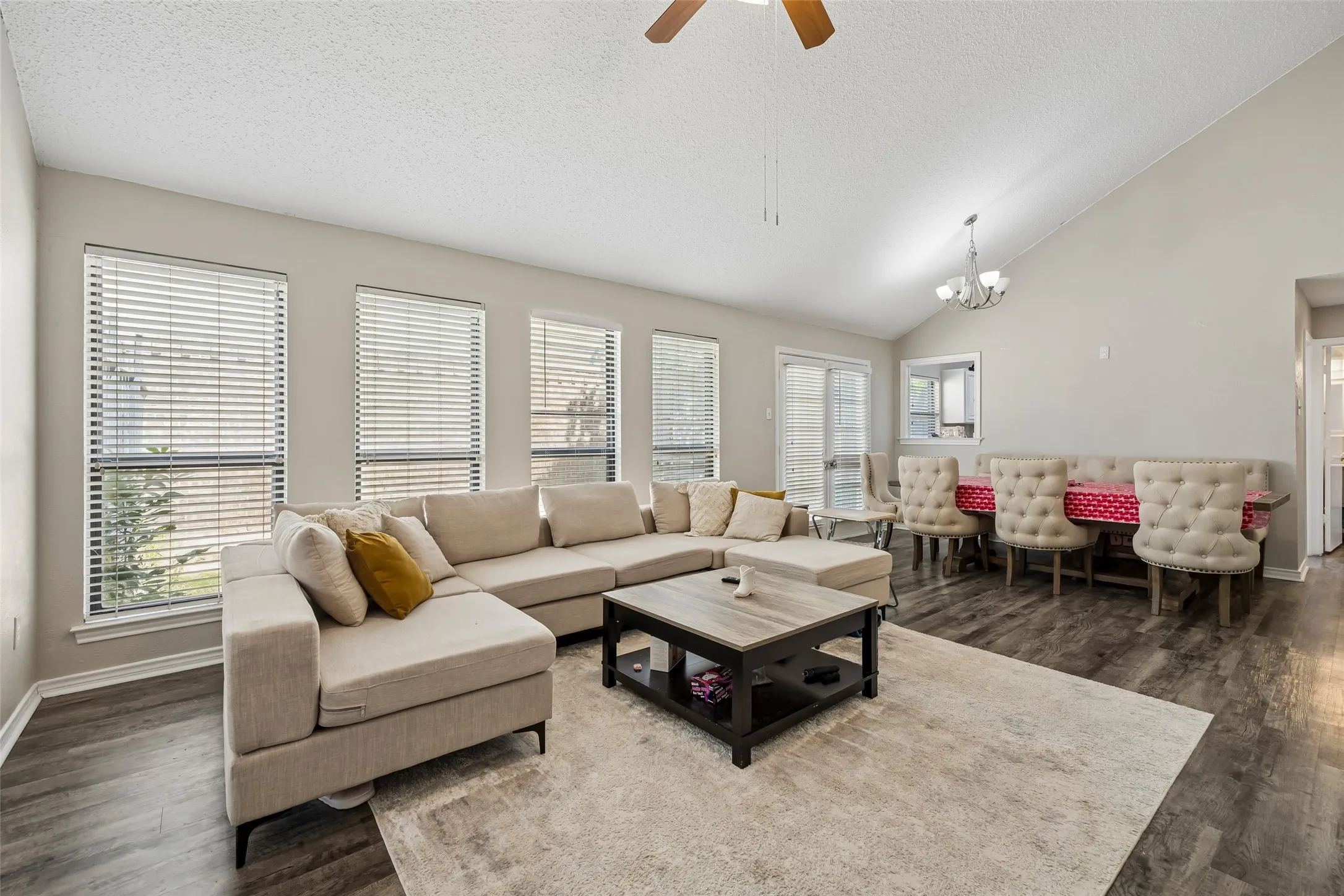 Single Family Residence For Rent in Denton County , 2108 Rose Cliff Lane, Carrollton, Texas 75007, 3 Bedroom, 3 Bathroom, 2 Garage spaces, 1,641 Sqft, built in 1983, Price $2,600, mls#21365051, Real Estate Agent in Carrollton, Homes For Rent in Denton county, Homes For Rent in Carrollton, Realtor in Carrollton Texas, Real Estate Brokerage Independent Realty Texas, Luminita Cordes Realtor