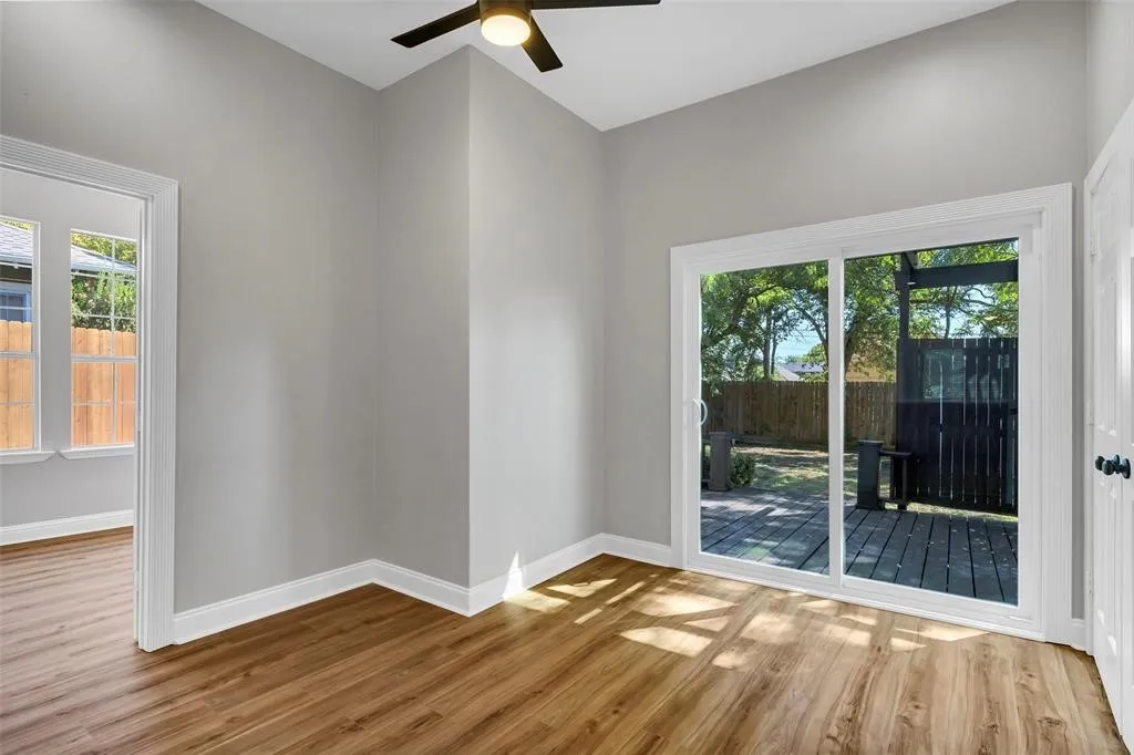 bonus room that can be used as an office, playroom, or TV room