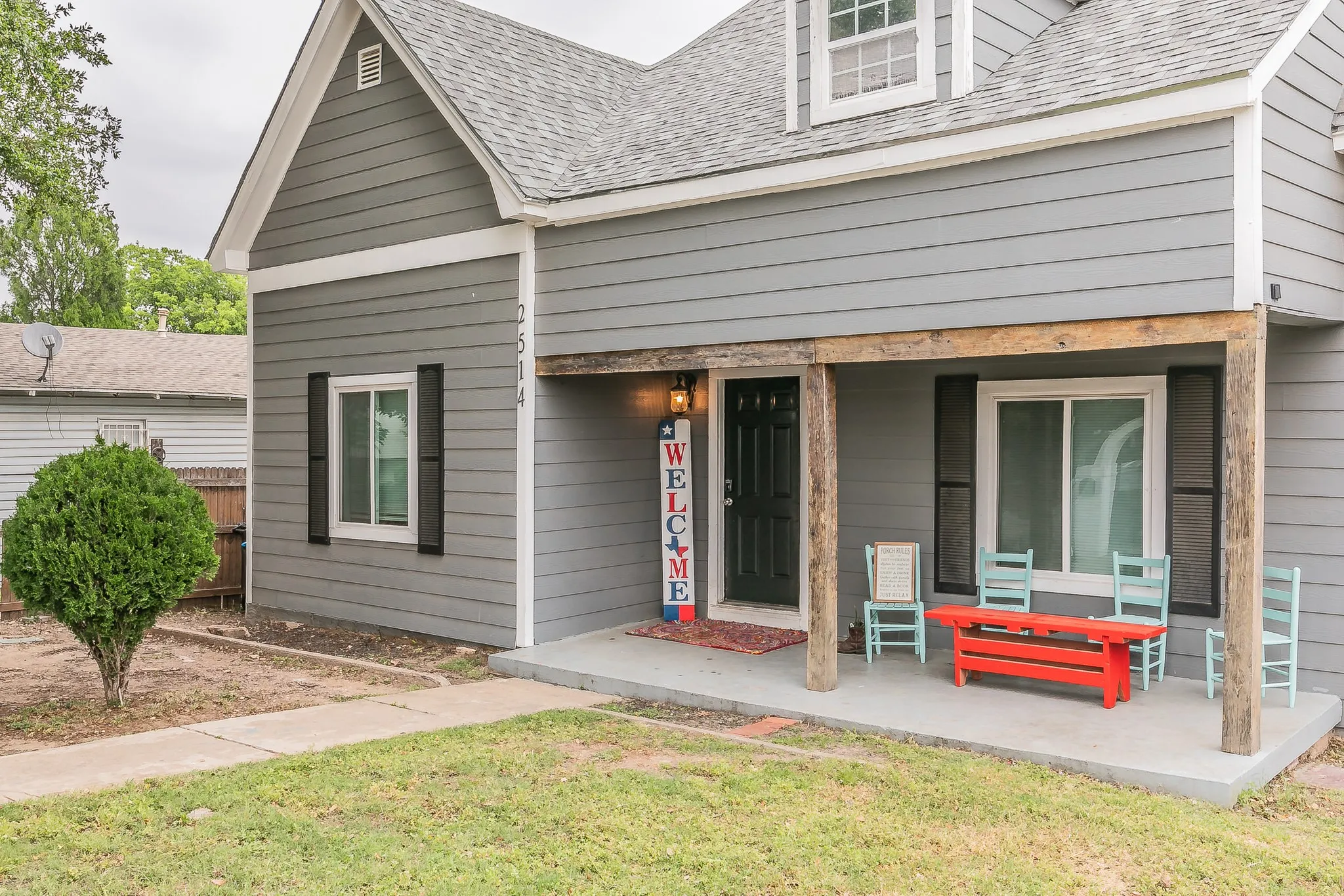 Single Family Residence For Sale in Tarrant County , 2514 Columbus Avenue, Fort Worth, Texas 76164, 4 Bedroom, 3 Bathroom, Garage spaces, 2,032 Sqft, built in 1922, mls#21365937, Real Estate Agent in Fort Worth, Homes For Sale in Tarrant county, Homes For Sale in Fort Worth, Realtor in Fort Worth Texas, Real Estate Brokerage Independent Realty Texas, Luminita Cordes Realtor