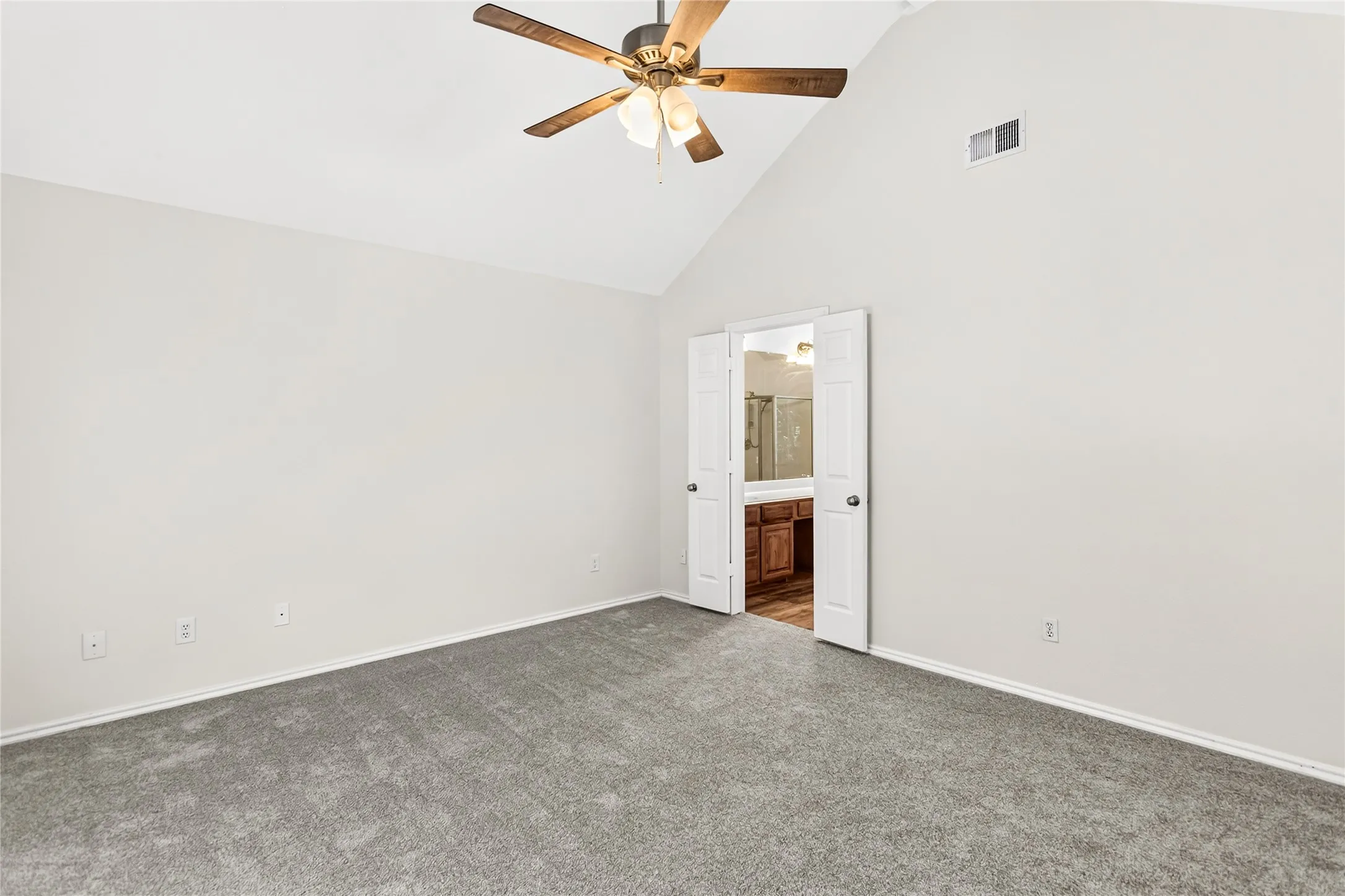 Single Family Residence For Sale in Collin County , 1008 Hyde Park Drive, Mc Kinney, Texas 75069, 4 Bedroom, 3 Bathroom, 2 Garage spaces, 2,040 Sqft, built in 1991, mls#21365955, Real Estate Agent in Mc Kinney, Homes For Sale in Collin county, Homes For Sale in Mc Kinney, Realtor in Mc Kinney Texas, Real Estate Brokerage Independent Realty Texas, Luminita Cordes Realtor