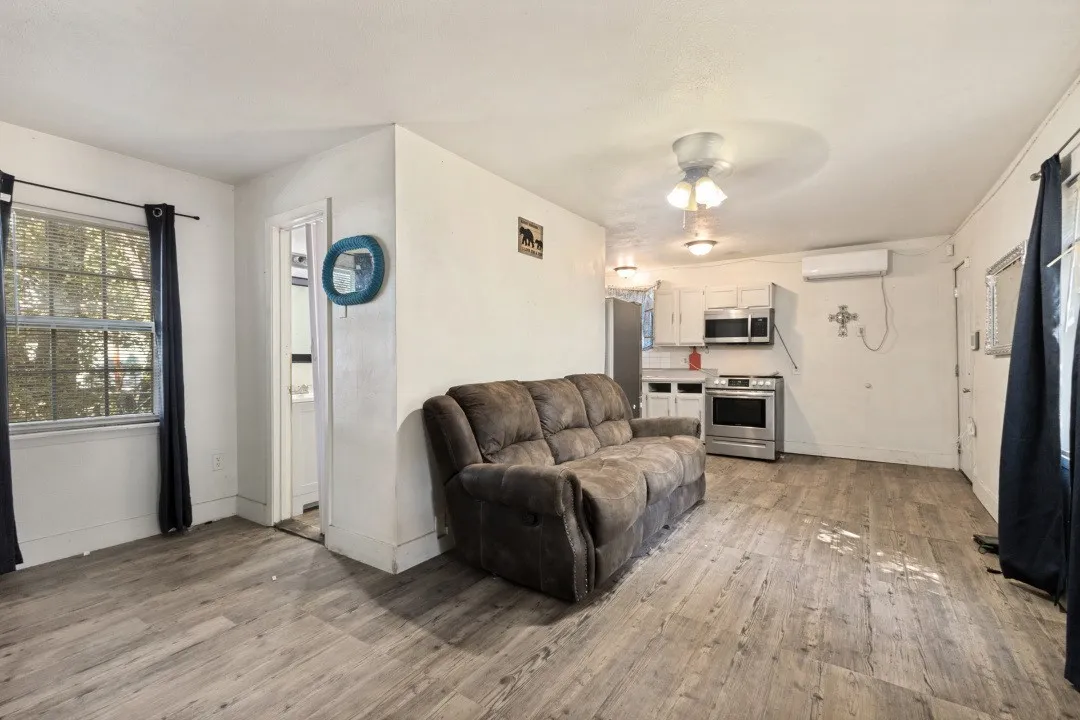 Detached Flex space