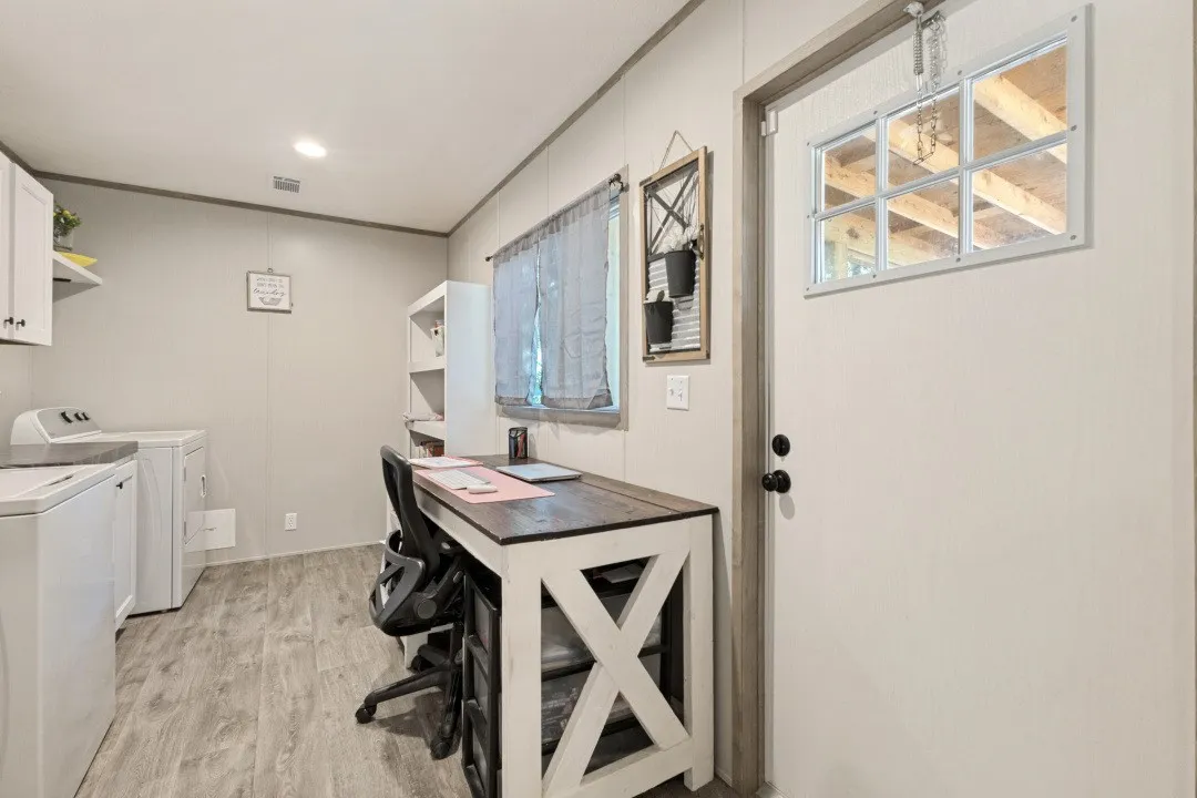 Manufactured Home For Sale in Hunt County , 9776 Navajo Lane, Quinlan, Texas 75474, 3 Bedroom, 3 Bathroom, Garage spaces, 1,800 Sqft, built in 2024, mls#21365767, Real Estate Agent in Quinlan, Homes For Sale in Hunt county, Homes For Sale in Quinlan, Realtor in Quinlan Texas, Real Estate Brokerage Independent Realty Texas, Luminita Cordes Realtor