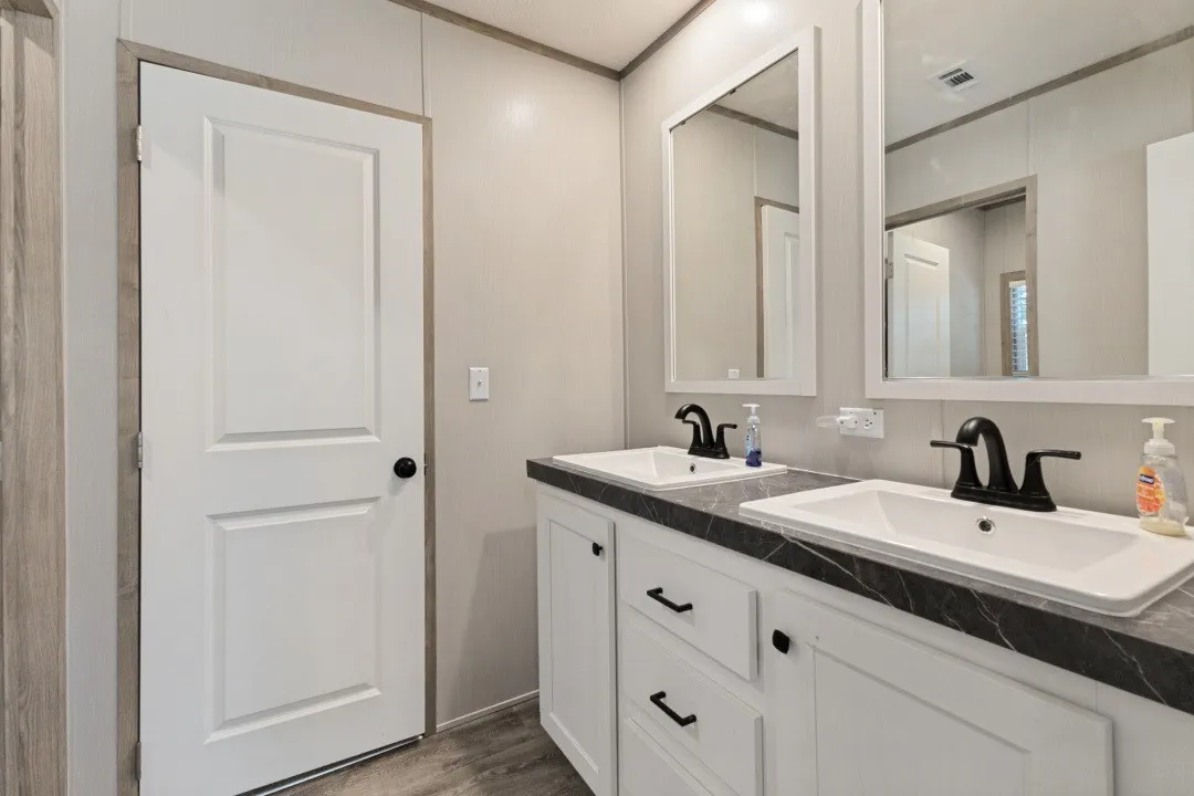 Manufactured Home For Sale in Hunt County , 9776 Navajo Lane, Quinlan, Texas 75474, 3 Bedroom, 3 Bathroom, Garage spaces, 1,800 Sqft, built in 2024, mls#21365767, Real Estate Agent in Quinlan, Homes For Sale in Hunt county, Homes For Sale in Quinlan, Realtor in Quinlan Texas, Real Estate Brokerage Independent Realty Texas, Luminita Cordes Realtor
