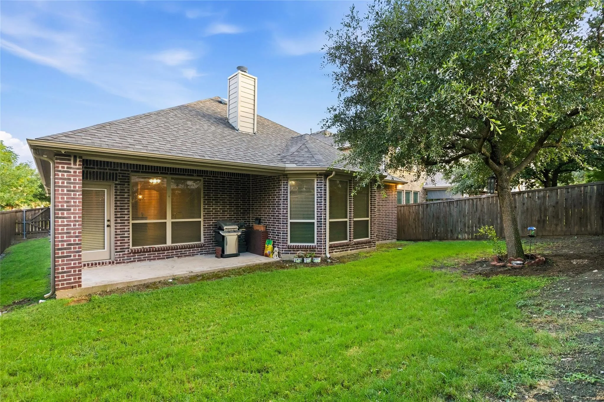 Single Family Residence For Sale in Collin County , 10816 Sexton Drive, Mc Kinney, Texas 75072, 4 Bedroom, 3 Bathroom, 2 Garage spaces, 2,253 Sqft, built in 2013, mls#21365068, Real Estate Agent in Mc Kinney, Homes For Sale in Collin county, Homes For Sale in Mc Kinney, Realtor in Mc Kinney Texas, Real Estate Brokerage Independent Realty Texas, Luminita Cordes Realtor