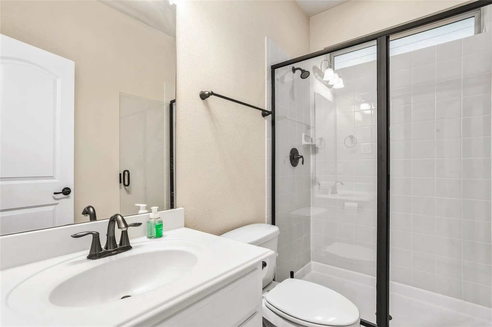 Single Family Residence For Sale in Collin County , 10816 Sexton Drive, Mc Kinney, Texas 75072, 4 Bedroom, 3 Bathroom, 2 Garage spaces, 2,253 Sqft, built in 2013, mls#21365068, Real Estate Agent in Mc Kinney, Homes For Sale in Collin county, Homes For Sale in Mc Kinney, Realtor in Mc Kinney Texas, Real Estate Brokerage Independent Realty Texas, Luminita Cordes Realtor