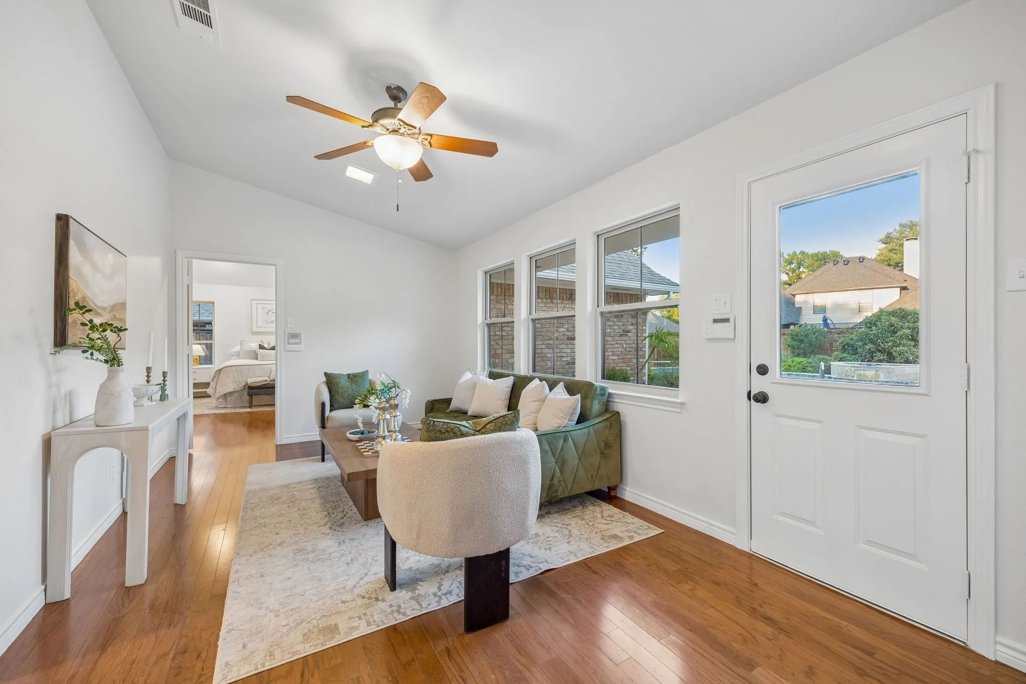 Single Family Residence For Sale in Dallas County , 2112 Brandeis Drive, Richardson, Texas 75082, 4 Bedroom, 3 Bathroom, 3 Garage spaces, 3,187 Sqft, built in 1983, mls#21356775, Real Estate Agent in Richardson, Homes For Sale in Dallas county, Homes For Sale in Richardson, Realtor in Richardson Texas, Real Estate Brokerage Independent Realty Texas, Luminita Cordes Realtor