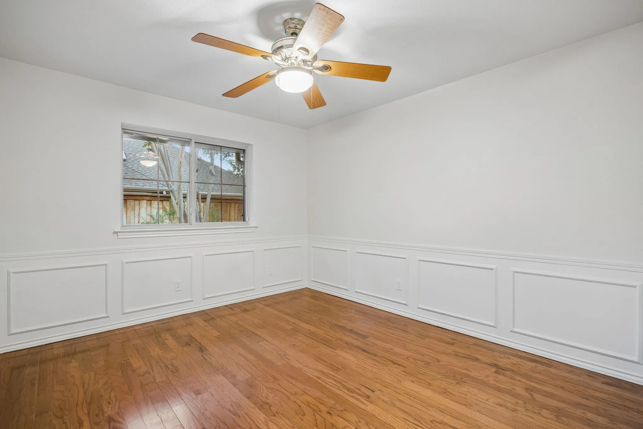 Single Family Residence For Sale in Dallas County , 2112 Brandeis Drive, Richardson, Texas 75082, 4 Bedroom, 3 Bathroom, 3 Garage spaces, 3,187 Sqft, built in 1983, mls#21356775, Real Estate Agent in Richardson, Homes For Sale in Dallas county, Homes For Sale in Richardson, Realtor in Richardson Texas, Real Estate Brokerage Independent Realty Texas, Luminita Cordes Realtor
