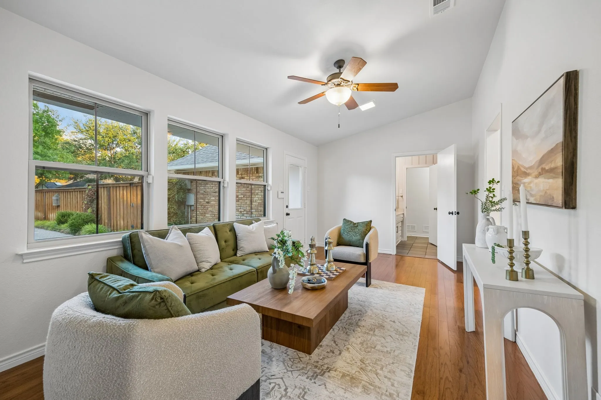 Single Family Residence For Sale in Dallas County , 2112 Brandeis Drive, Richardson, Texas 75082, 4 Bedroom, 3 Bathroom, 3 Garage spaces, 3,187 Sqft, built in 1983, mls#21356775, Real Estate Agent in Richardson, Homes For Sale in Dallas county, Homes For Sale in Richardson, Realtor in Richardson Texas, Real Estate Brokerage Independent Realty Texas, Luminita Cordes Realtor