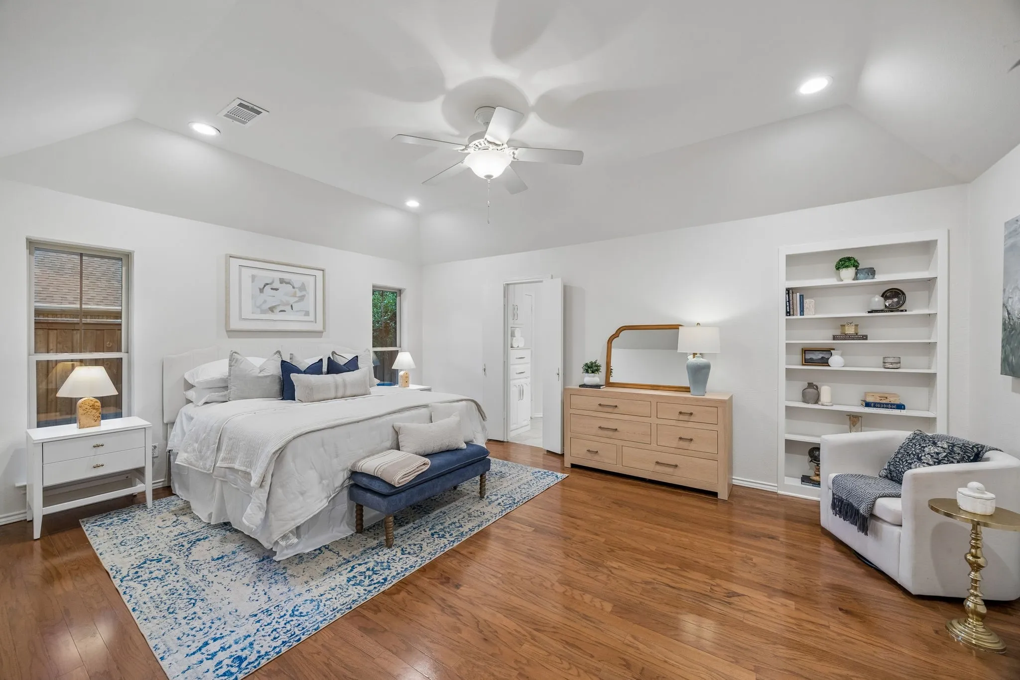Single Family Residence For Sale in Dallas County , 2112 Brandeis Drive, Richardson, Texas 75082, 4 Bedroom, 3 Bathroom, 3 Garage spaces, 3,187 Sqft, built in 1983, mls#21356775, Real Estate Agent in Richardson, Homes For Sale in Dallas county, Homes For Sale in Richardson, Realtor in Richardson Texas, Real Estate Brokerage Independent Realty Texas, Luminita Cordes Realtor