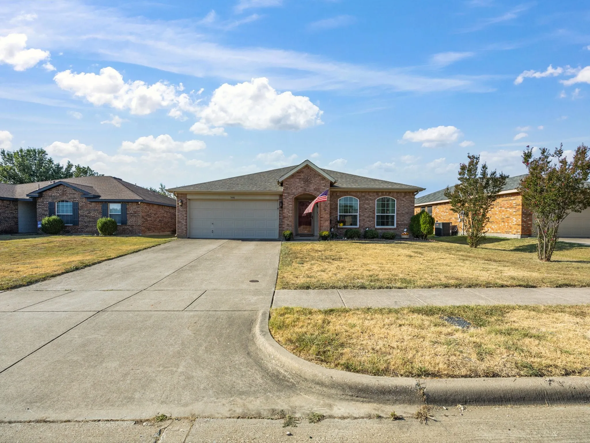Single Family Residence For Sale in Ellis County , 3446 Charing Cross Road, Midlothian, Texas 76065, 3 Bedroom, 2 Bathroom, 2 Garage spaces, 1,673 Sqft, built in 2003, mls#21365501, Real Estate Agent in Midlothian, Homes For Sale in Ellis county, Homes For Sale in Midlothian, Realtor in Midlothian Texas, Real Estate Brokerage Independent Realty Texas, Luminita Cordes Realtor