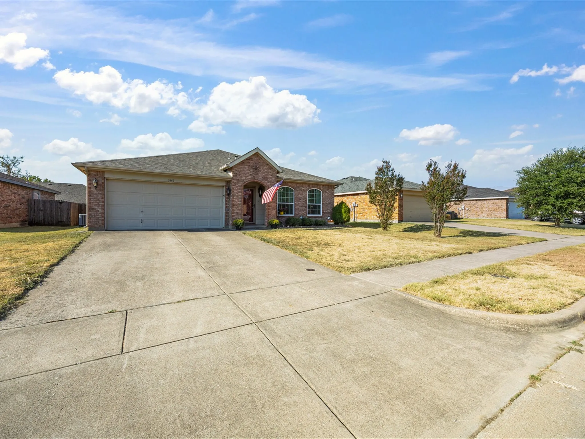 Single Family Residence For Sale in Ellis County , 3446 Charing Cross Road, Midlothian, Texas 76065, 3 Bedroom, 2 Bathroom, 2 Garage spaces, 1,673 Sqft, built in 2003, mls#21365501, Real Estate Agent in Midlothian, Homes For Sale in Ellis county, Homes For Sale in Midlothian, Realtor in Midlothian Texas, Real Estate Brokerage Independent Realty Texas, Luminita Cordes Realtor