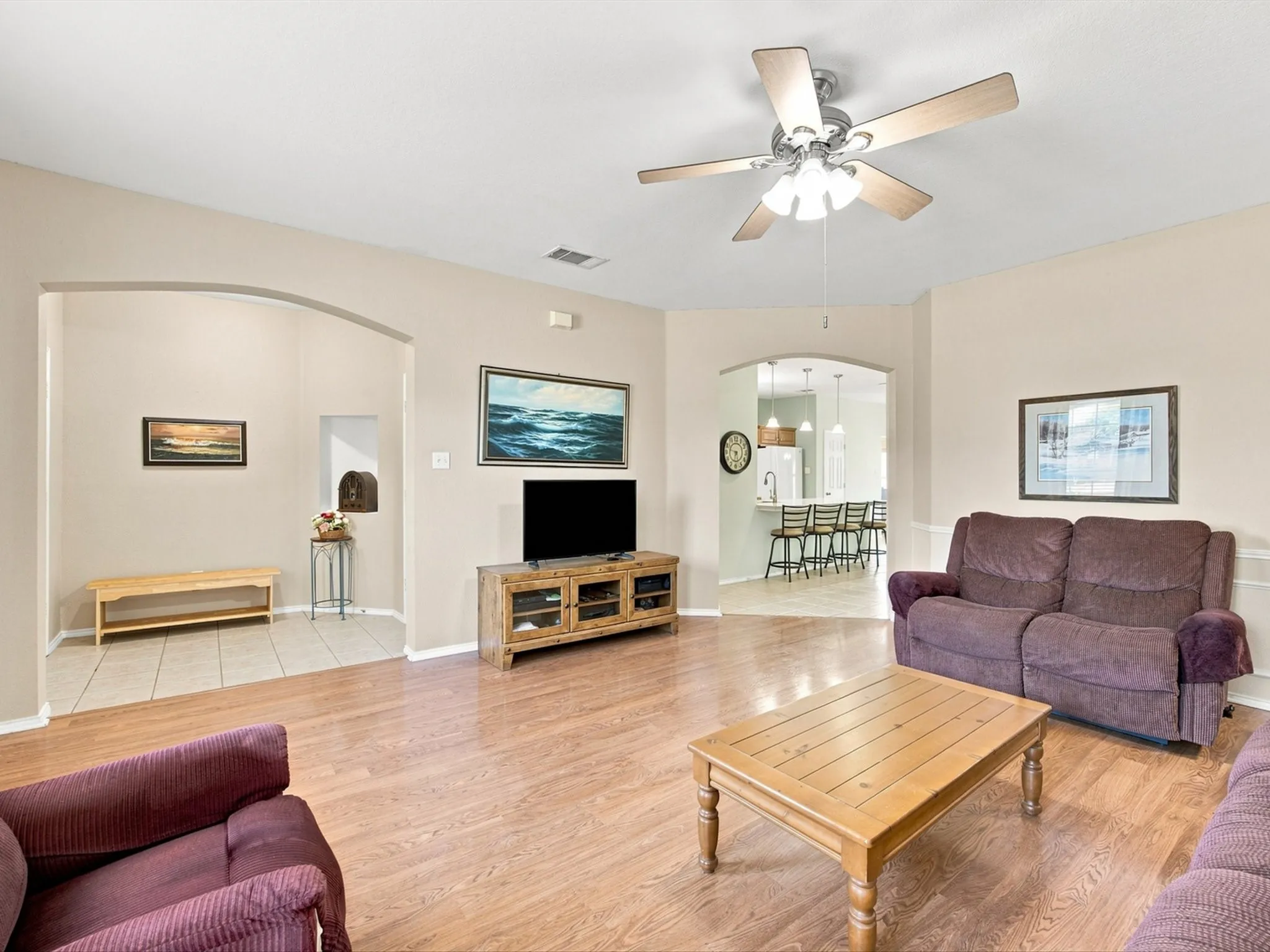 Single Family Residence For Sale in Ellis County , 3446 Charing Cross Road, Midlothian, Texas 76065, 3 Bedroom, 2 Bathroom, 2 Garage spaces, 1,673 Sqft, built in 2003, mls#21365501, Real Estate Agent in Midlothian, Homes For Sale in Ellis county, Homes For Sale in Midlothian, Realtor in Midlothian Texas, Real Estate Brokerage Independent Realty Texas, Luminita Cordes Realtor