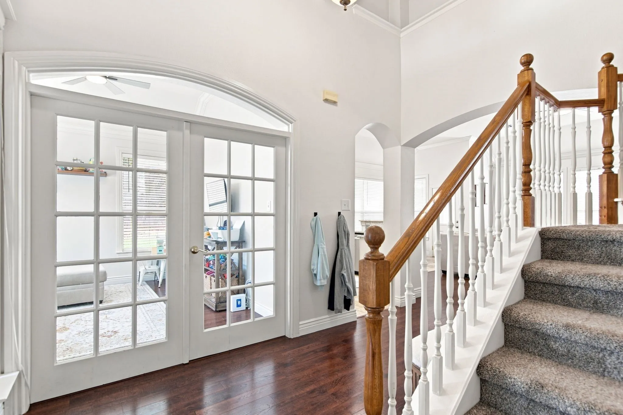 Single Family Residence For Sale in Tarrant County , 629 Wyndham Circle, Keller, Texas 76248, 3 Bedroom, 3 Bathroom, 2 Garage spaces, 2,005 Sqft, built in 2000, Price $442,000, mls#21363826, Real Estate Agent in Keller, Homes For Sale in Tarrant county, Homes For Sale in Keller, Realtor in Keller Texas, Real Estate Brokerage Independent Realty Texas, Luminita Cordes Realtor