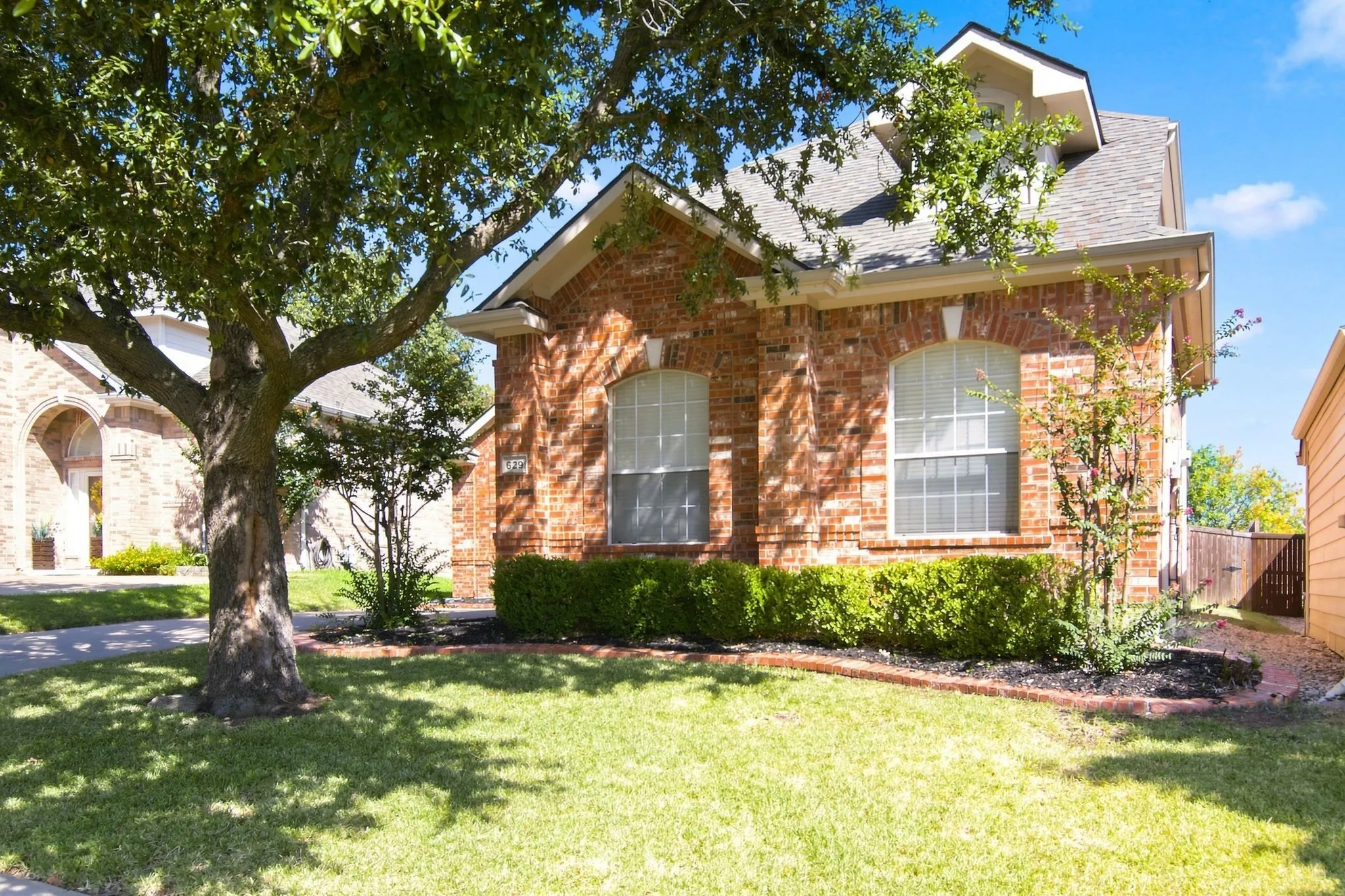 Single Family Residence For Sale in Tarrant County , 629 Wyndham Circle, Keller, Texas 76248, 3 Bedroom, 3 Bathroom, 2 Garage spaces, 2,005 Sqft, built in 2000, Price $442,000, mls#21363826, Real Estate Agent in Keller, Homes For Sale in Tarrant county, Homes For Sale in Keller, Realtor in Keller Texas, Real Estate Brokerage Independent Realty Texas, Luminita Cordes Realtor