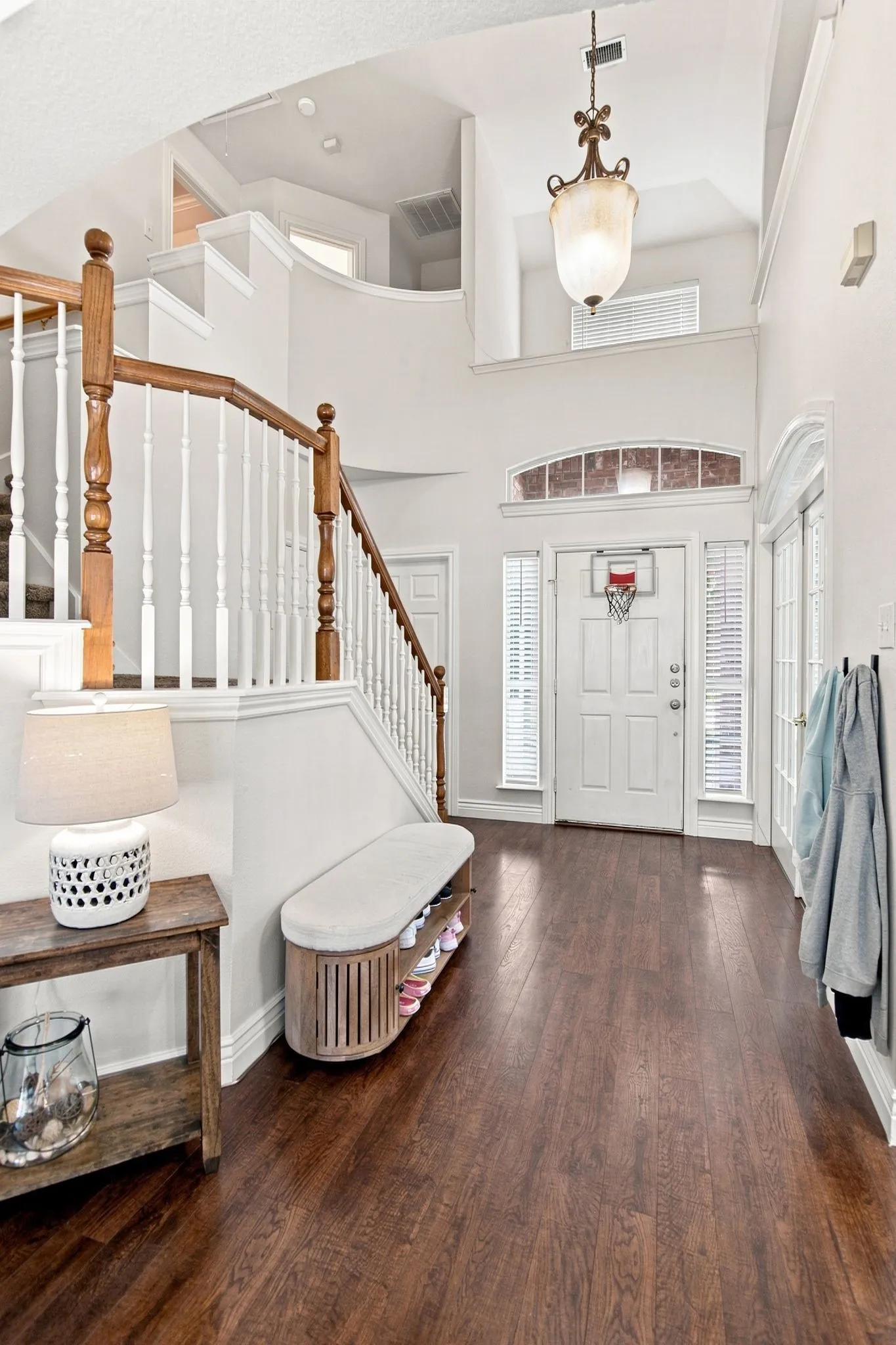 Single Family Residence For Sale in Tarrant County , 629 Wyndham Circle, Keller, Texas 76248, 3 Bedroom, 3 Bathroom, 2 Garage spaces, 2,005 Sqft, built in 2000, Price $442,000, mls#21363826, Real Estate Agent in Keller, Homes For Sale in Tarrant county, Homes For Sale in Keller, Realtor in Keller Texas, Real Estate Brokerage Independent Realty Texas, Luminita Cordes Realtor