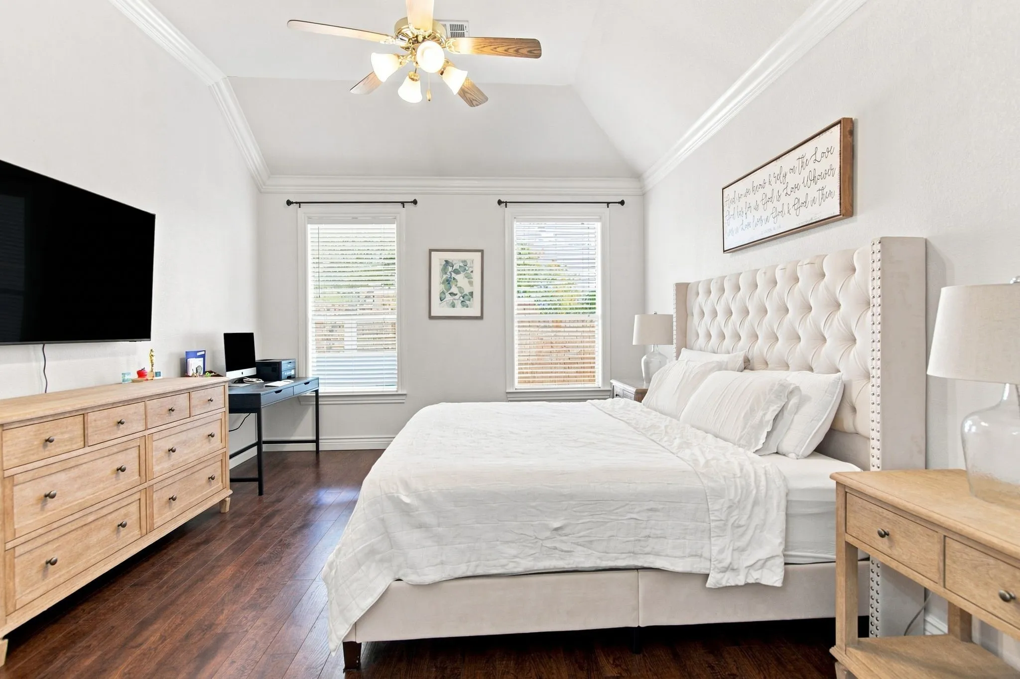 Single Family Residence For Sale in Tarrant County , 629 Wyndham Circle, Keller, Texas 76248, 3 Bedroom, 3 Bathroom, 2 Garage spaces, 2,005 Sqft, built in 2000, Price $442,000, mls#21363826, Real Estate Agent in Keller, Homes For Sale in Tarrant county, Homes For Sale in Keller, Realtor in Keller Texas, Real Estate Brokerage Independent Realty Texas, Luminita Cordes Realtor