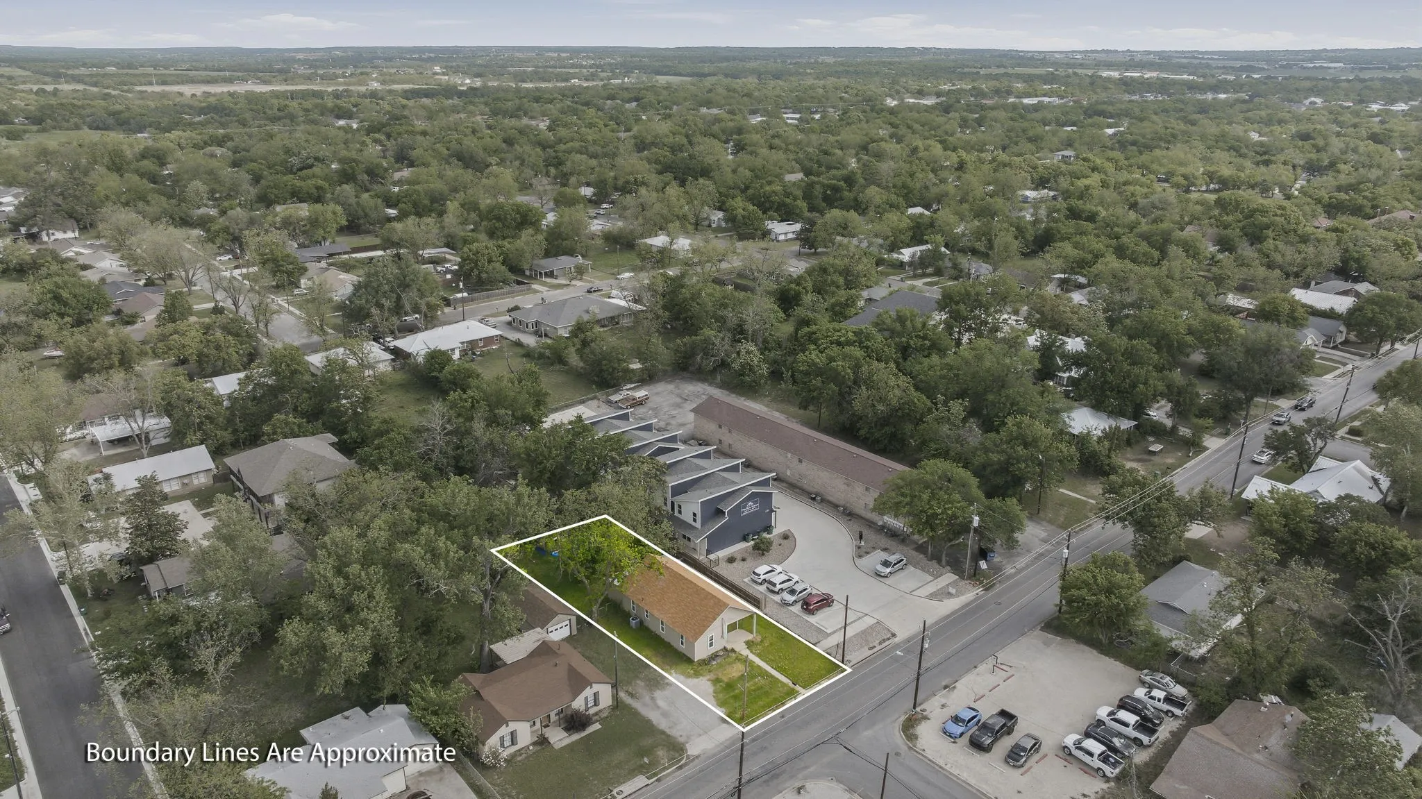 Single Family Residence For Rent in Erath County , 1287 W FREY, Stephenville, Texas 76401, 4 Bedroom, 2 Bathroom, Garage spaces, 1,428 Sqft, built in 1924, mls#21365159, Real Estate Agent in Stephenville, Homes For Rent in Erath county, Homes For Rent in Stephenville, Realtor in Stephenville Texas, Real Estate Brokerage Independent Realty Texas, Luminita Cordes Realtor