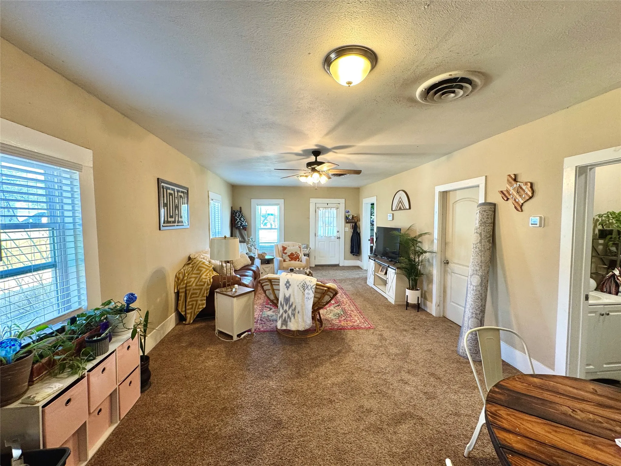 Single Family Residence For Rent in Erath County , 1287 W FREY, Stephenville, Texas 76401, 4 Bedroom, 2 Bathroom, Garage spaces, 1,428 Sqft, built in 1924, mls#21365159, Real Estate Agent in Stephenville, Homes For Rent in Erath county, Homes For Rent in Stephenville, Realtor in Stephenville Texas, Real Estate Brokerage Independent Realty Texas, Luminita Cordes Realtor