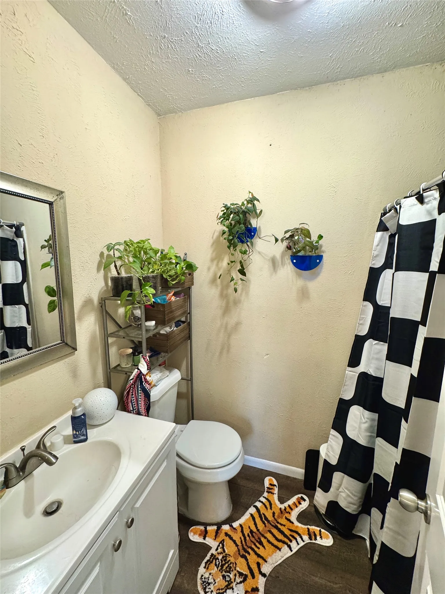 Single Family Residence For Rent in Erath County , 1287 W FREY, Stephenville, Texas 76401, 4 Bedroom, 2 Bathroom, Garage spaces, 1,428 Sqft, built in 1924, mls#21365159, Real Estate Agent in Stephenville, Homes For Rent in Erath county, Homes For Rent in Stephenville, Realtor in Stephenville Texas, Real Estate Brokerage Independent Realty Texas, Luminita Cordes Realtor