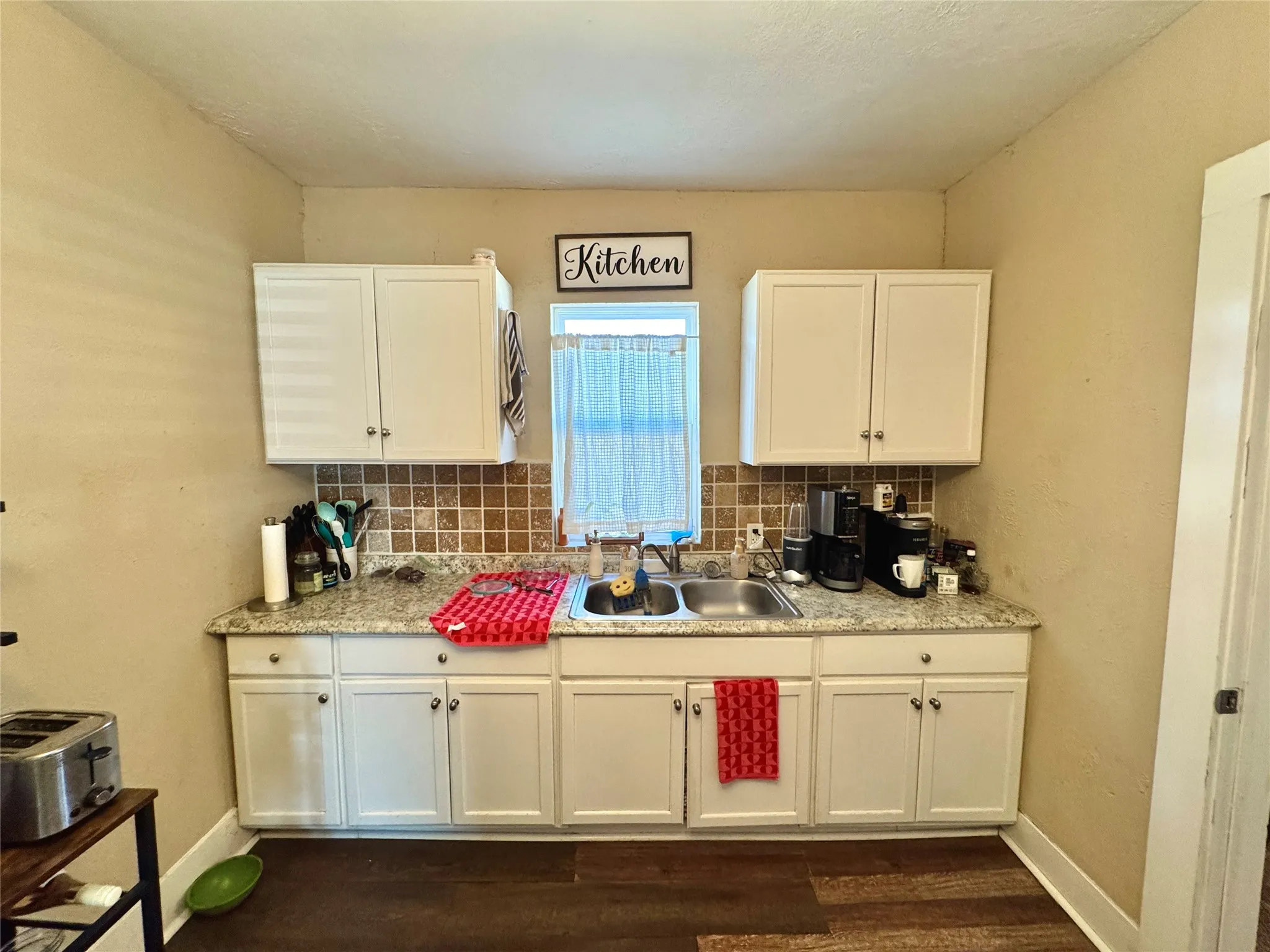 Single Family Residence For Rent in Erath County , 1287 W FREY, Stephenville, Texas 76401, 4 Bedroom, 2 Bathroom, Garage spaces, 1,428 Sqft, built in 1924, mls#21365159, Real Estate Agent in Stephenville, Homes For Rent in Erath county, Homes For Rent in Stephenville, Realtor in Stephenville Texas, Real Estate Brokerage Independent Realty Texas, Luminita Cordes Realtor