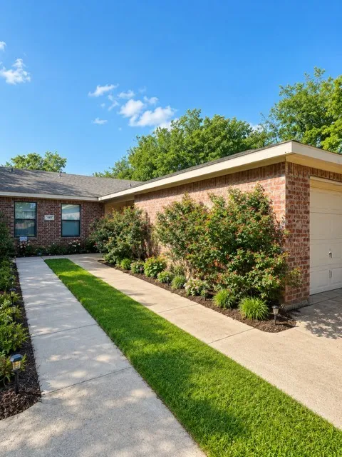 Quadruplex For Rent in Erath County , 560 W ELM C, Stephenville, Texas 76401, 2 Bedroom, 2 Bathroom, 1 Garage spaces, 917 Sqft, built in 2009, mls#21365106, Real Estate Agent in Stephenville, Homes For Rent in Erath county, Homes For Rent in Stephenville, Realtor in Stephenville Texas, Real Estate Brokerage Independent Realty Texas, Luminita Cordes Realtor