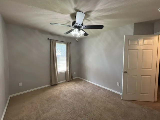 Quadruplex For Rent in Erath County , 560 W ELM C, Stephenville, Texas 76401, 2 Bedroom, 2 Bathroom, 1 Garage spaces, 917 Sqft, built in 2009, mls#21365106, Real Estate Agent in Stephenville, Homes For Rent in Erath county, Homes For Rent in Stephenville, Realtor in Stephenville Texas, Real Estate Brokerage Independent Realty Texas, Luminita Cordes Realtor