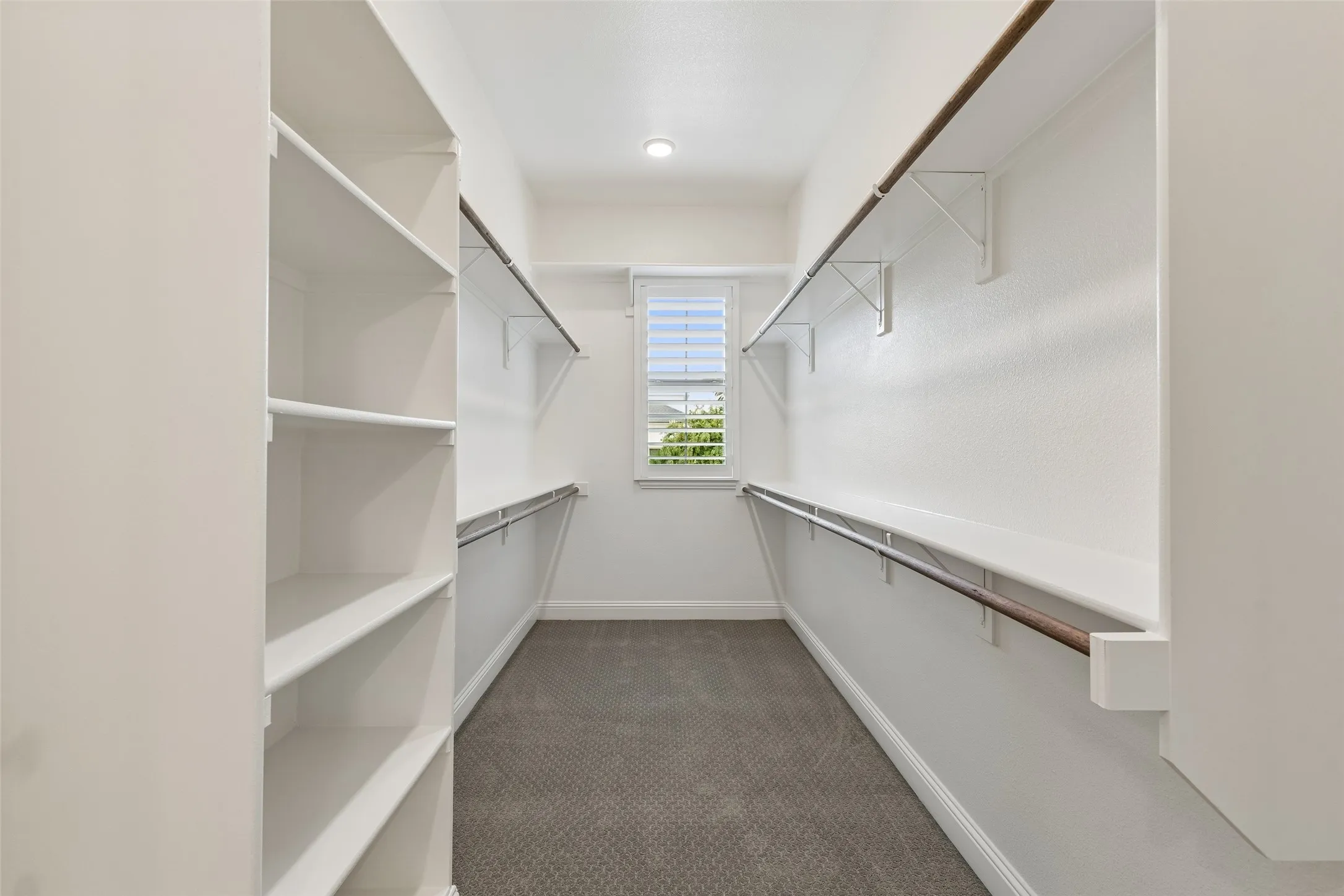 Single Family Residence For Sale in Collin County , 15056 Wintergrass Road, Frisco, Texas 75035, 3 Bedroom, 4 Bathroom, 3 Garage spaces, 2,260 Sqft, built in 2020, mls#21364193, Real Estate Agent in Frisco, Homes For Sale in Collin county, Homes For Sale in Frisco, Realtor in Frisco Texas, Real Estate Brokerage Independent Realty Texas, Luminita Cordes Realtor