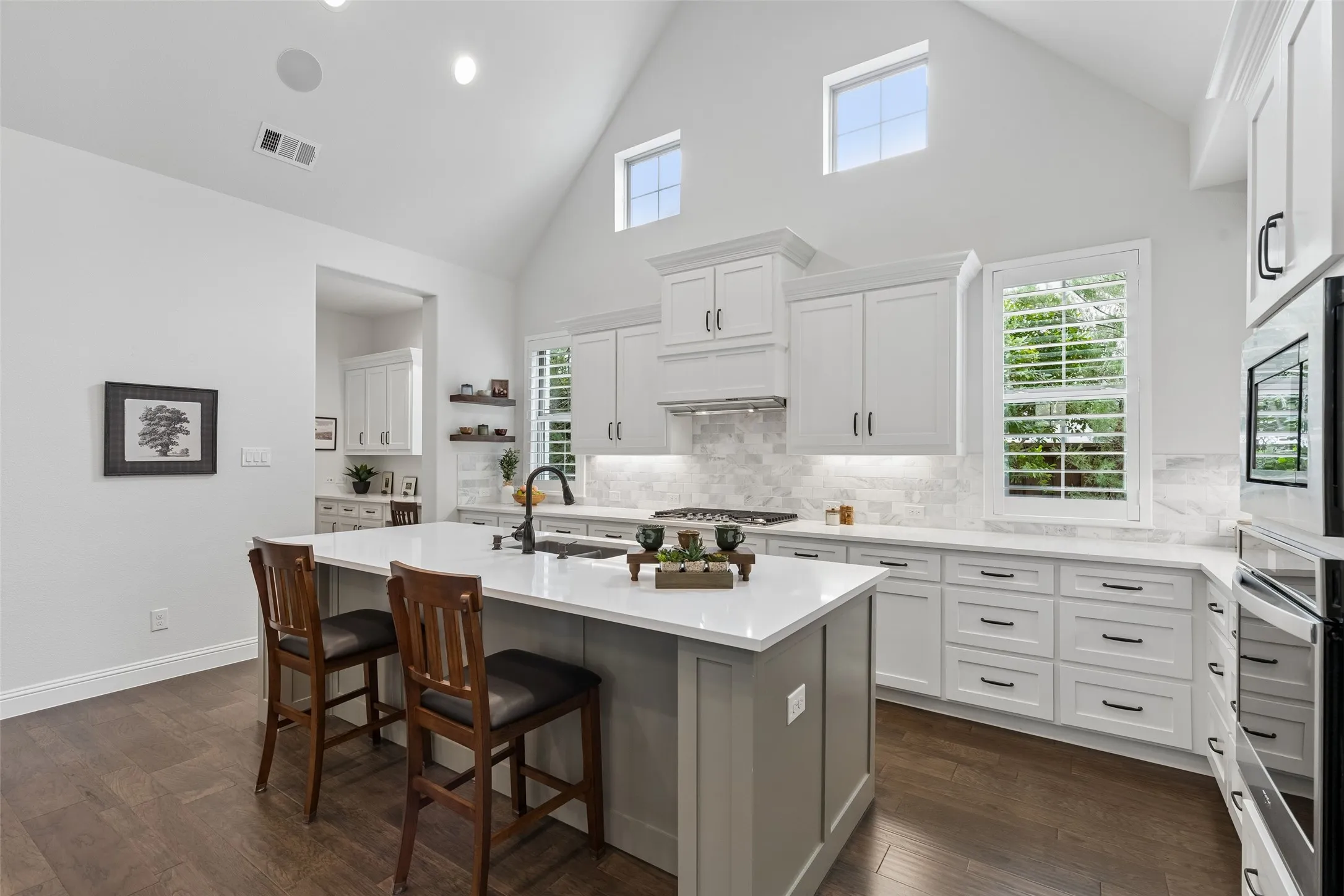Single Family Residence For Sale in Collin County , 15056 Wintergrass Road, Frisco, Texas 75035, 3 Bedroom, 4 Bathroom, 3 Garage spaces, 2,260 Sqft, built in 2020, mls#21364193, Real Estate Agent in Frisco, Homes For Sale in Collin county, Homes For Sale in Frisco, Realtor in Frisco Texas, Real Estate Brokerage Independent Realty Texas, Luminita Cordes Realtor