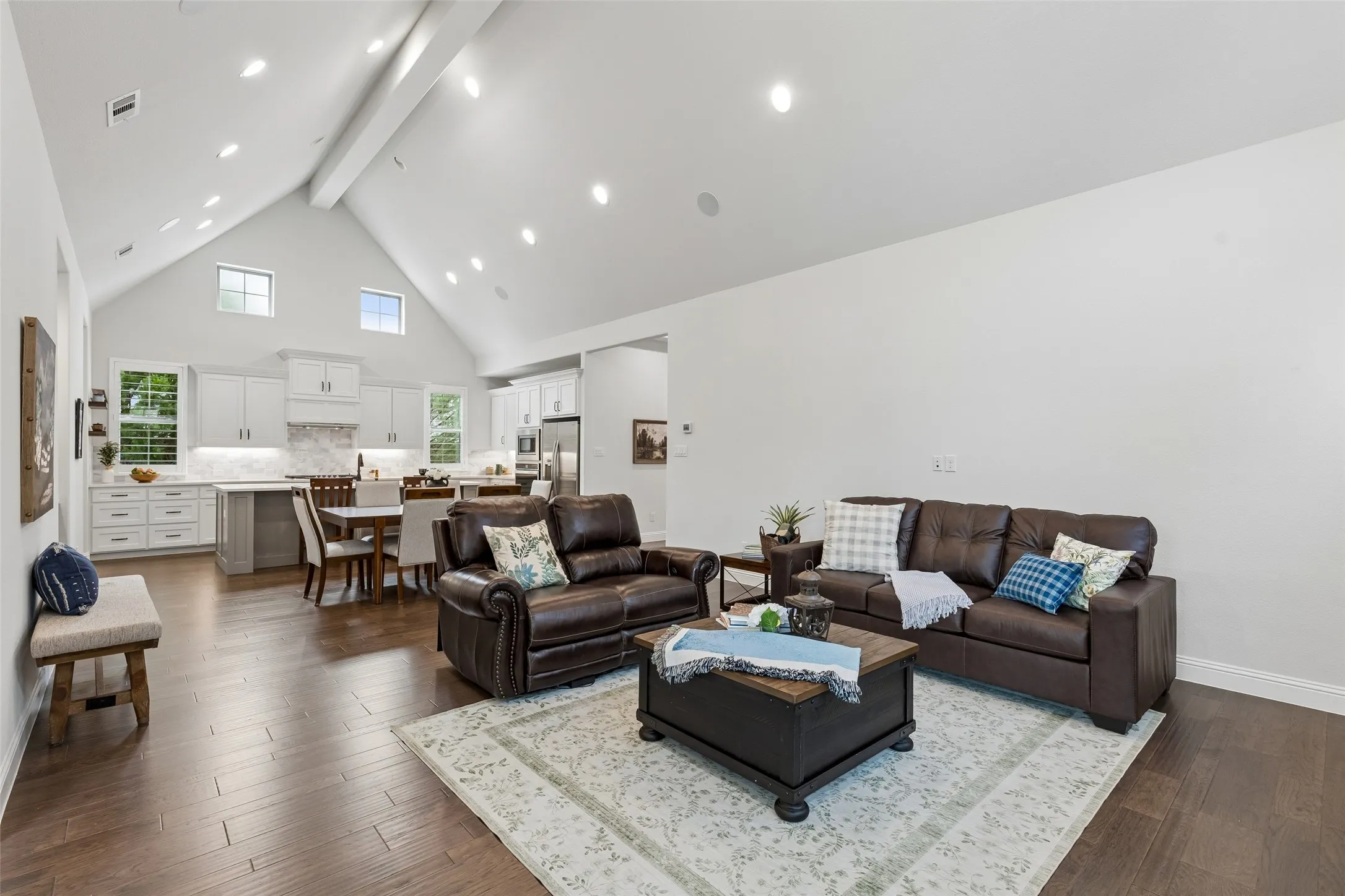 Single Family Residence For Sale in Collin County , 15056 Wintergrass Road, Frisco, Texas 75035, 3 Bedroom, 4 Bathroom, 3 Garage spaces, 2,260 Sqft, built in 2020, mls#21364193, Real Estate Agent in Frisco, Homes For Sale in Collin county, Homes For Sale in Frisco, Realtor in Frisco Texas, Real Estate Brokerage Independent Realty Texas, Luminita Cordes Realtor
