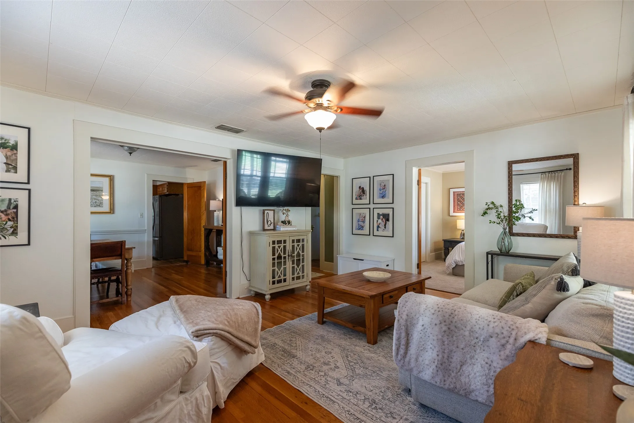 Single Family Residence For Sale in Haskell County , 500 N Avenue H, Haskell, Texas 79521, 3 Bedroom, 2 Bathroom, 1 Garage spaces, 1,768 Sqft, built in 1950, mls#21364348, Real Estate Agent in Haskell, Homes For Sale in Haskell county, Homes For Sale in Haskell, Realtor in Haskell Texas, Real Estate Brokerage Independent Realty Texas, Luminita Cordes Realtor
