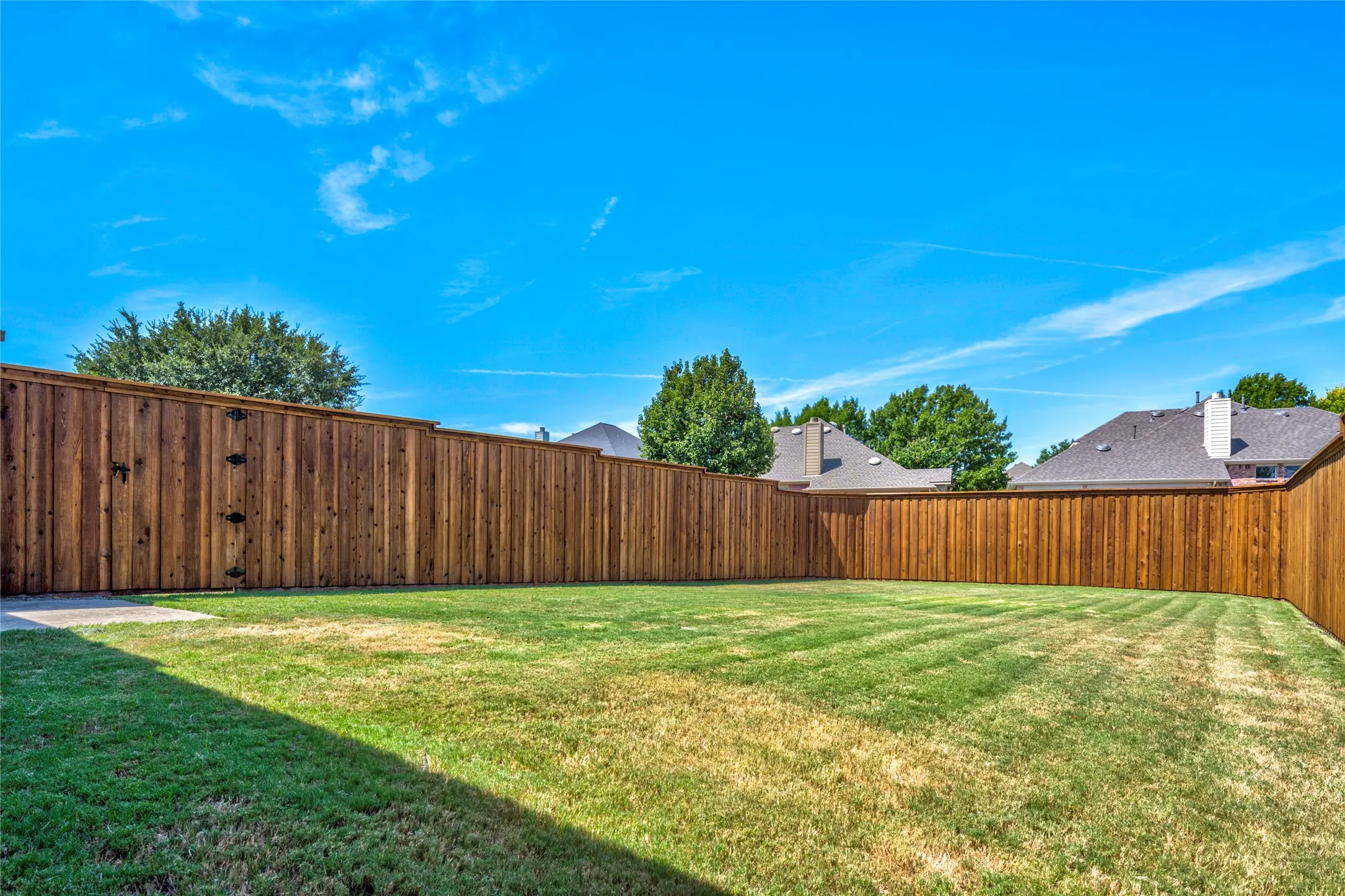 Single Family Residence For Sale in Collin County , 3408 Loblolly Lane, Mc Kinney, Texas 75070, 4 Bedroom, 2 Bathroom, 2 Garage spaces, 2,209 Sqft, built in 2003, mls#21364646, Real Estate Agent in Mc Kinney, Homes For Sale in Collin county, Homes For Sale in Mc Kinney, Realtor in Mc Kinney Texas, Real Estate Brokerage Independent Realty Texas, Luminita Cordes Realtor