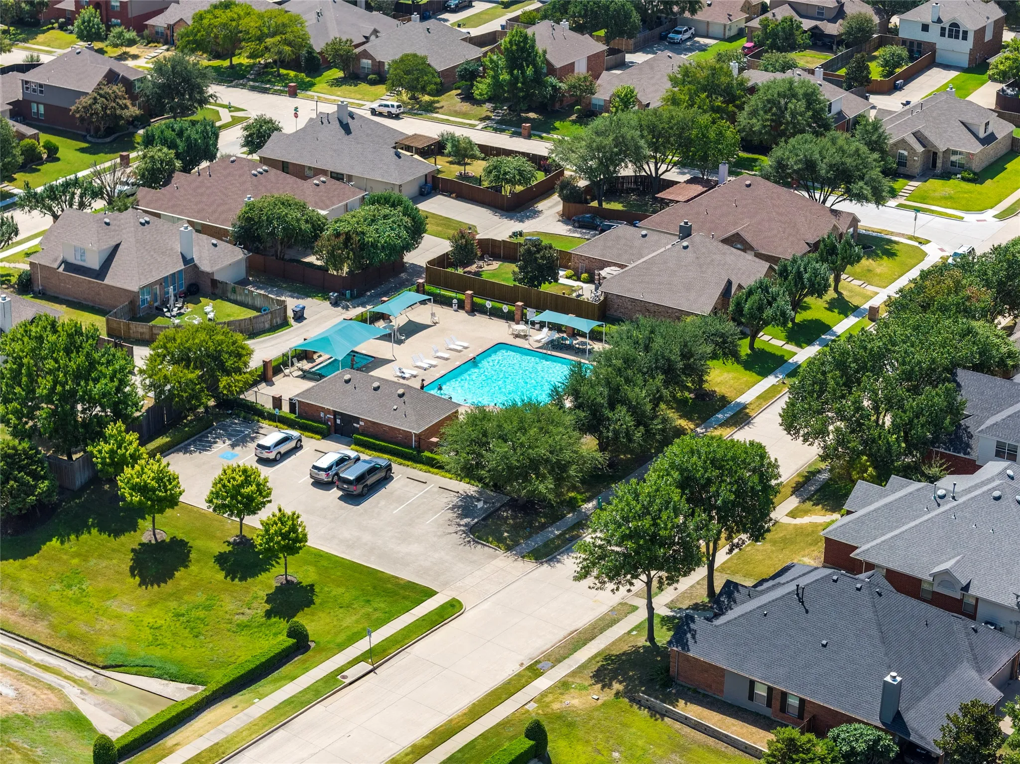 Single Family Residence For Sale in Collin County , 3408 Loblolly Lane, Mc Kinney, Texas 75070, 4 Bedroom, 2 Bathroom, 2 Garage spaces, 2,209 Sqft, built in 2003, mls#21364646, Real Estate Agent in Mc Kinney, Homes For Sale in Collin county, Homes For Sale in Mc Kinney, Realtor in Mc Kinney Texas, Real Estate Brokerage Independent Realty Texas, Luminita Cordes Realtor