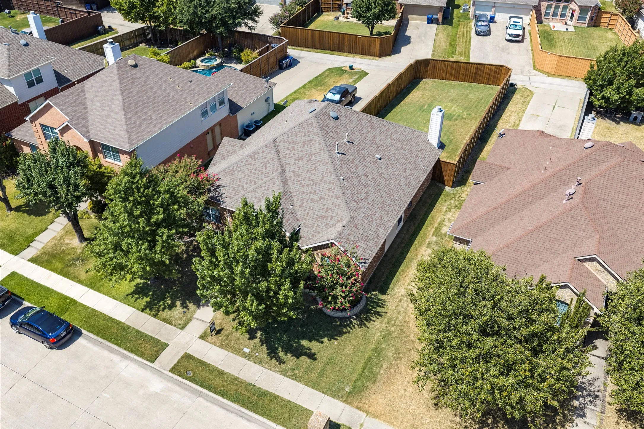 Single Family Residence For Sale in Collin County , 3408 Loblolly Lane, Mc Kinney, Texas 75070, 4 Bedroom, 2 Bathroom, 2 Garage spaces, 2,209 Sqft, built in 2003, mls#21364646, Real Estate Agent in Mc Kinney, Homes For Sale in Collin county, Homes For Sale in Mc Kinney, Realtor in Mc Kinney Texas, Real Estate Brokerage Independent Realty Texas, Luminita Cordes Realtor