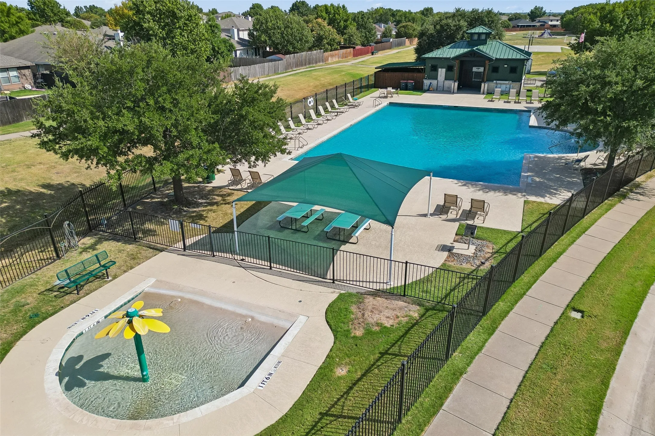 Great community amenities