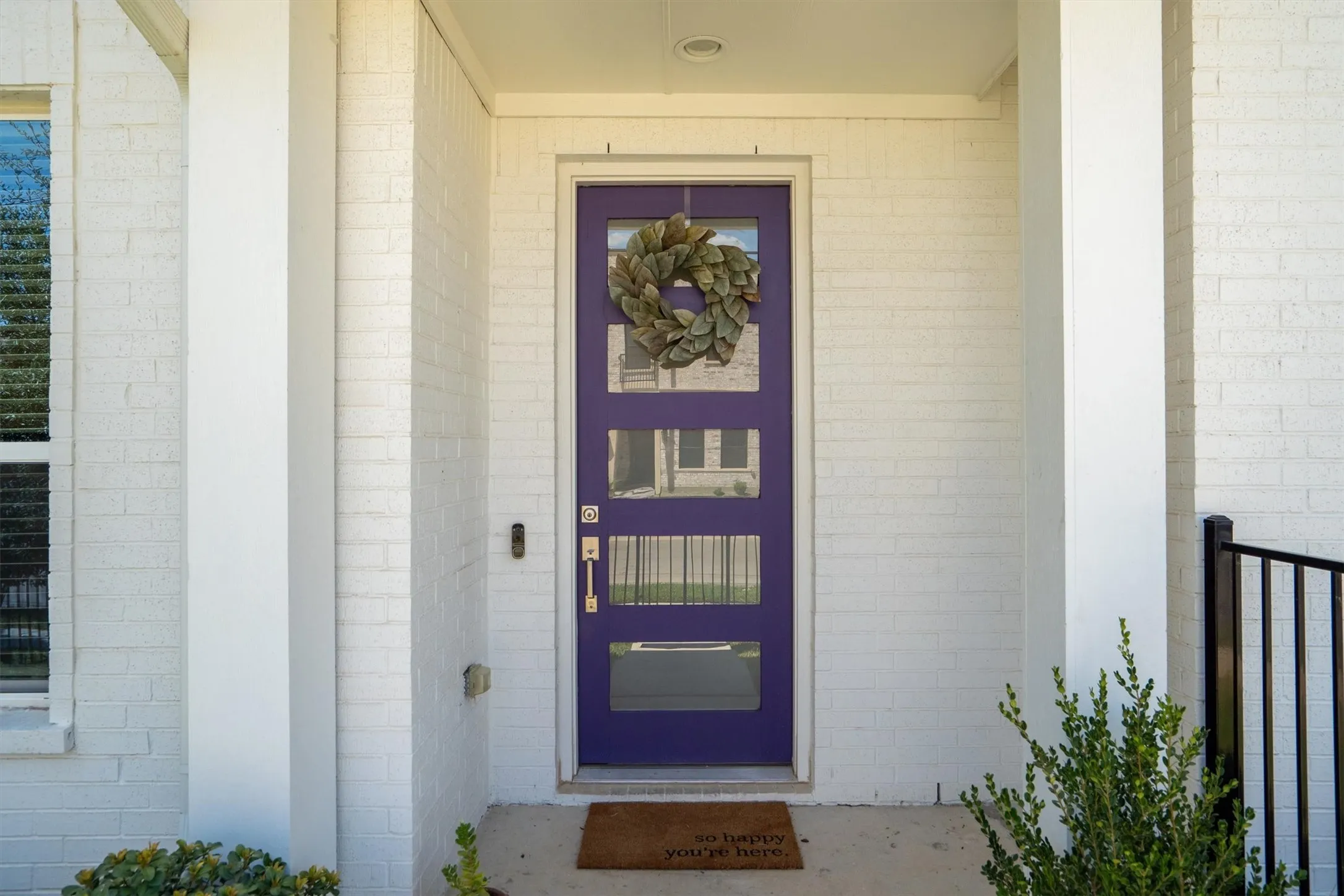Townhouse For Sale in Tarrant County , 306 Sunset Lane, Fort Worth, Texas 76114, 3 Bedroom, 3 Bathroom, 2 Garage spaces, 1,900 Sqft, built in 2023, mls#21357366, Real Estate Agent in Fort Worth, Homes For Sale in Tarrant county, Homes For Sale in Fort Worth, Realtor in Fort Worth Texas, Real Estate Brokerage Independent Realty Texas, Luminita Cordes Realtor