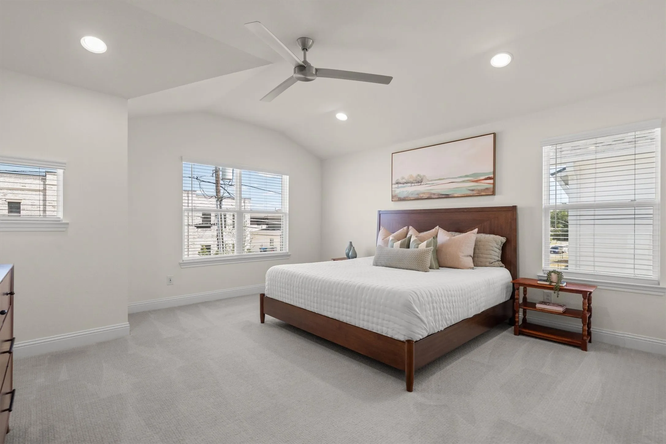 Townhouse For Sale in Tarrant County , 306 Sunset Lane, Fort Worth, Texas 76114, 3 Bedroom, 3 Bathroom, 2 Garage spaces, 1,900 Sqft, built in 2023, mls#21357366, Real Estate Agent in Fort Worth, Homes For Sale in Tarrant county, Homes For Sale in Fort Worth, Realtor in Fort Worth Texas, Real Estate Brokerage Independent Realty Texas, Luminita Cordes Realtor