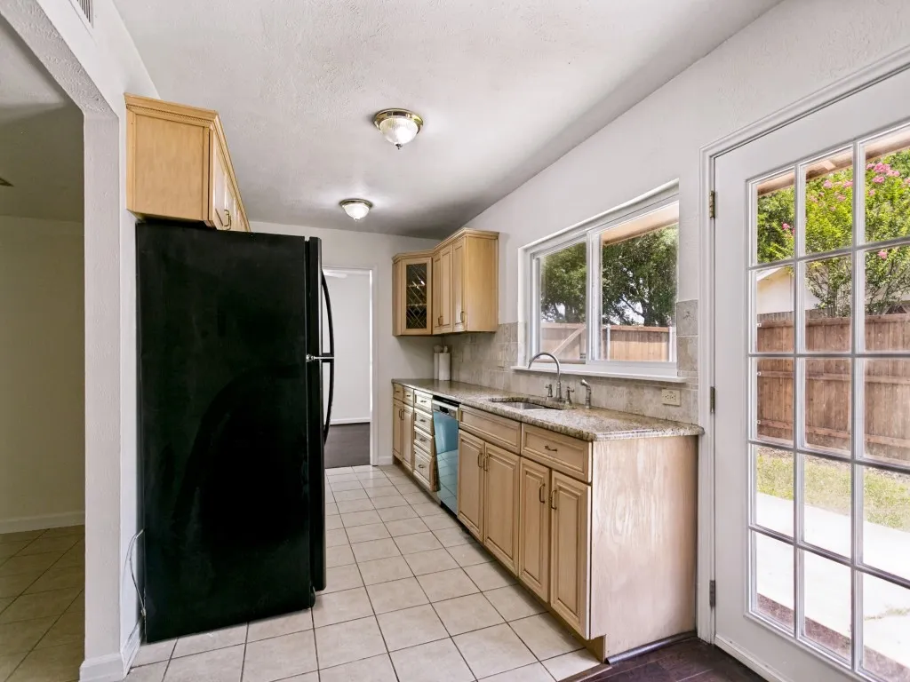 Single Family Residence For Sale in Collin County , 912 Whitehall Drive, Plano, Texas 75023, 3 Bedroom, 2 Bathroom, 2 Garage spaces, 1,764 Sqft, built in 1975, mls#21364150, Real Estate Agent in Plano, Homes For Sale in Collin county, Homes For Sale in Plano, Realtor in Plano Texas, Real Estate Brokerage Independent Realty Texas, Luminita Cordes Realtor