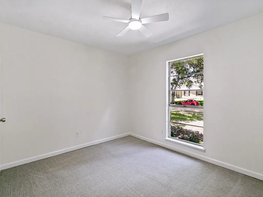 Single Family Residence For Sale in Collin County , 912 Whitehall Drive, Plano, Texas 75023, 3 Bedroom, 2 Bathroom, 2 Garage spaces, 1,764 Sqft, built in 1975, mls#21364150, Real Estate Agent in Plano, Homes For Sale in Collin county, Homes For Sale in Plano, Realtor in Plano Texas, Real Estate Brokerage Independent Realty Texas, Luminita Cordes Realtor