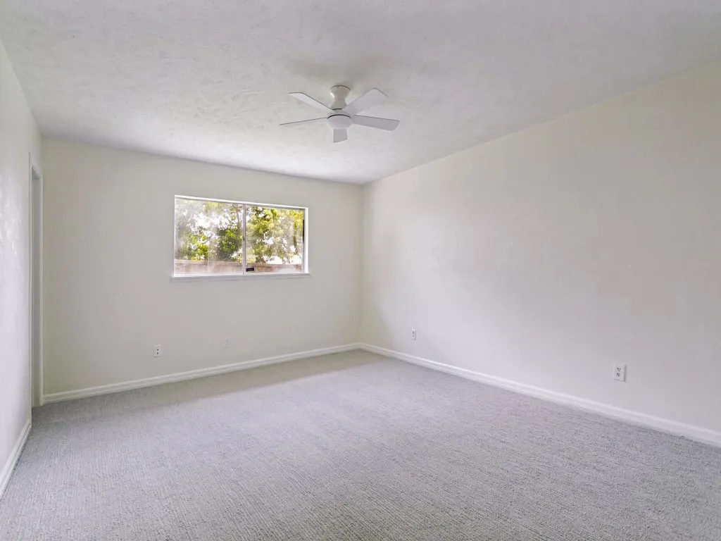 Single Family Residence For Sale in Collin County , 912 Whitehall Drive, Plano, Texas 75023, 3 Bedroom, 2 Bathroom, 2 Garage spaces, 1,764 Sqft, built in 1975, mls#21364150, Real Estate Agent in Plano, Homes For Sale in Collin county, Homes For Sale in Plano, Realtor in Plano Texas, Real Estate Brokerage Independent Realty Texas, Luminita Cordes Realtor